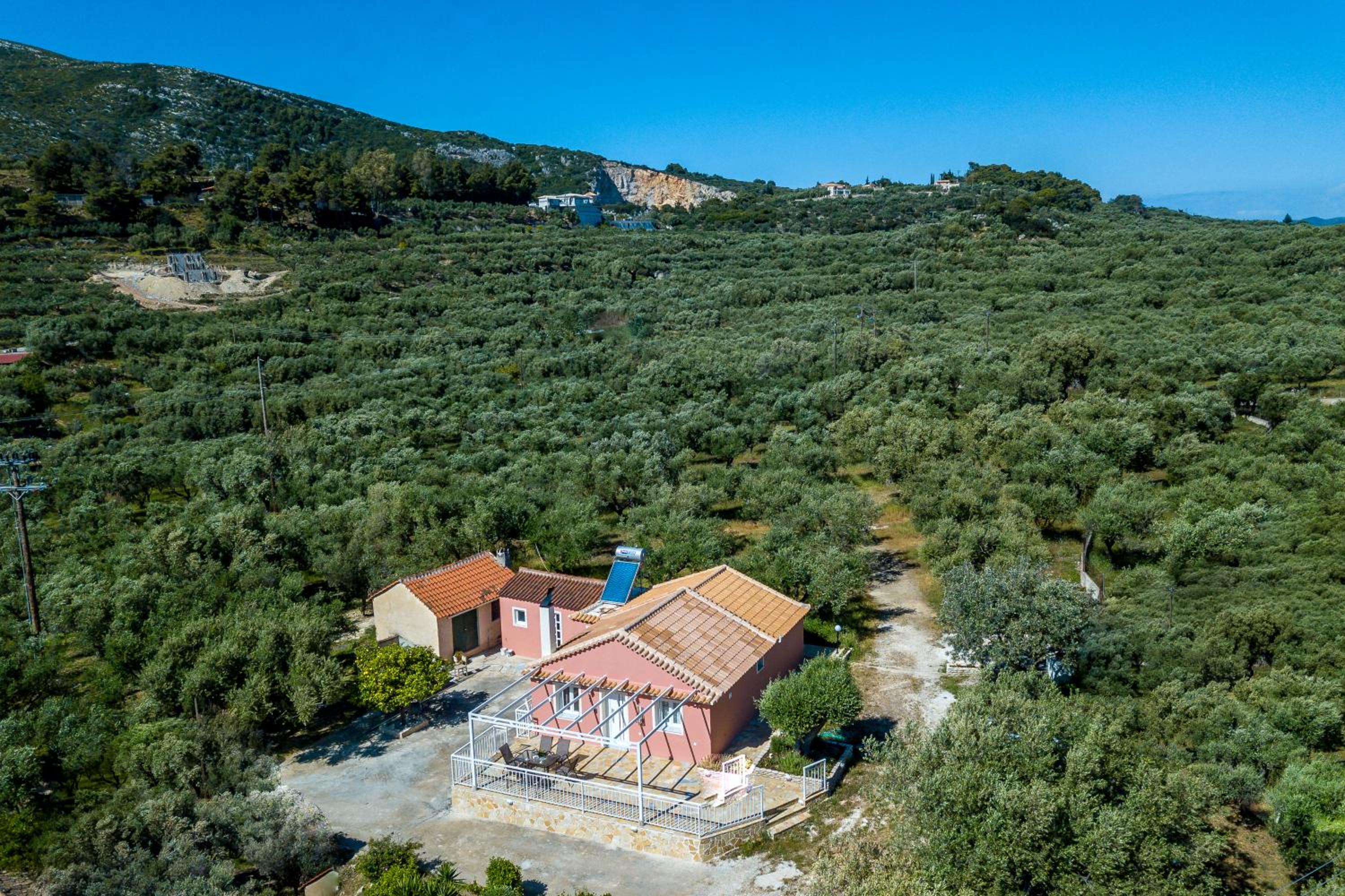 Irida Residence