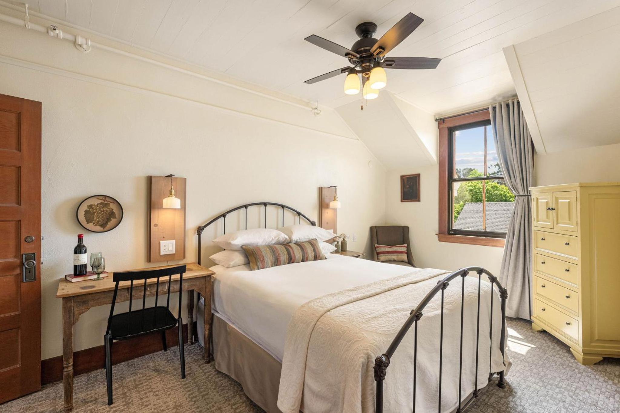 Sonoma Hotel
