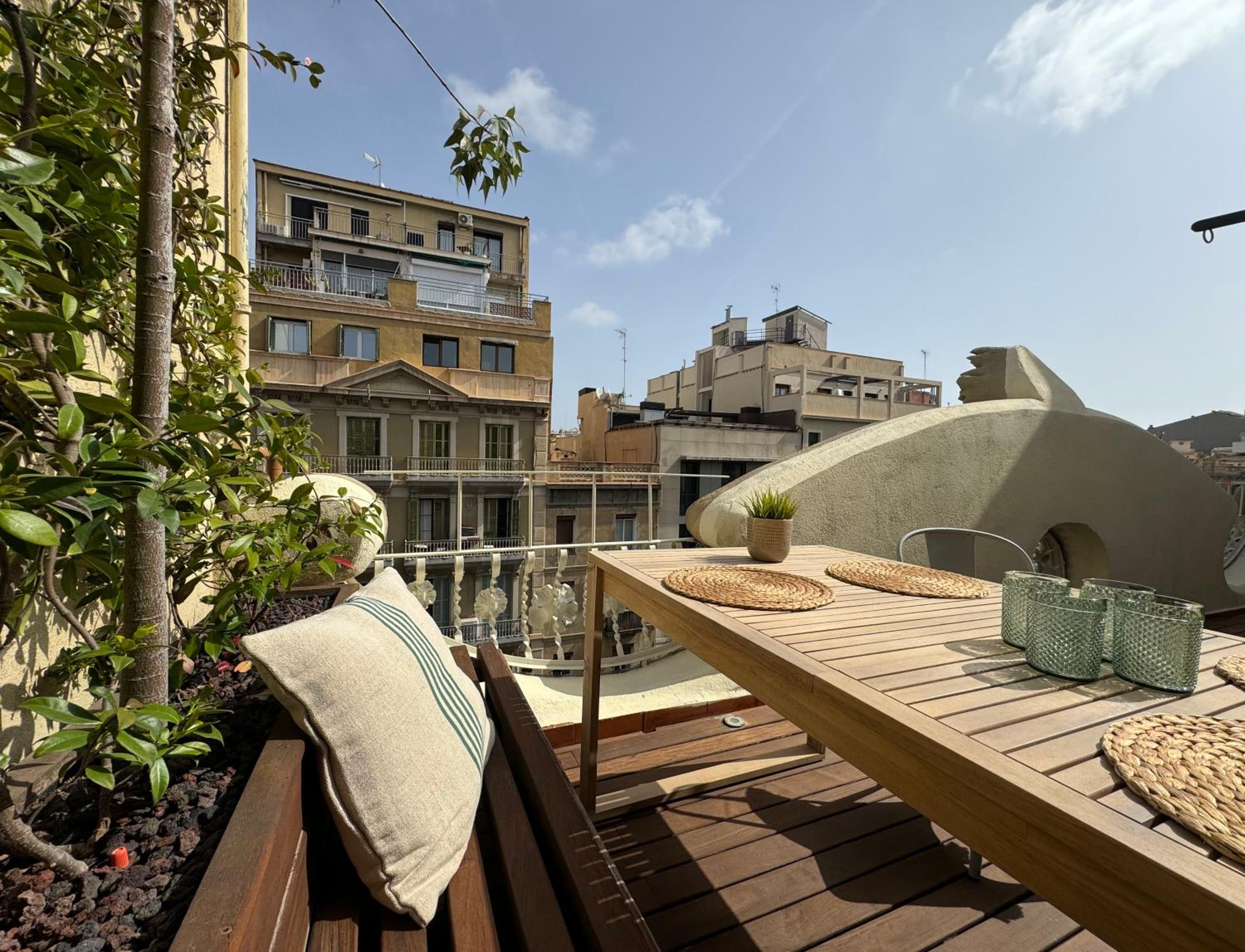 Modernist Gem Penthouse