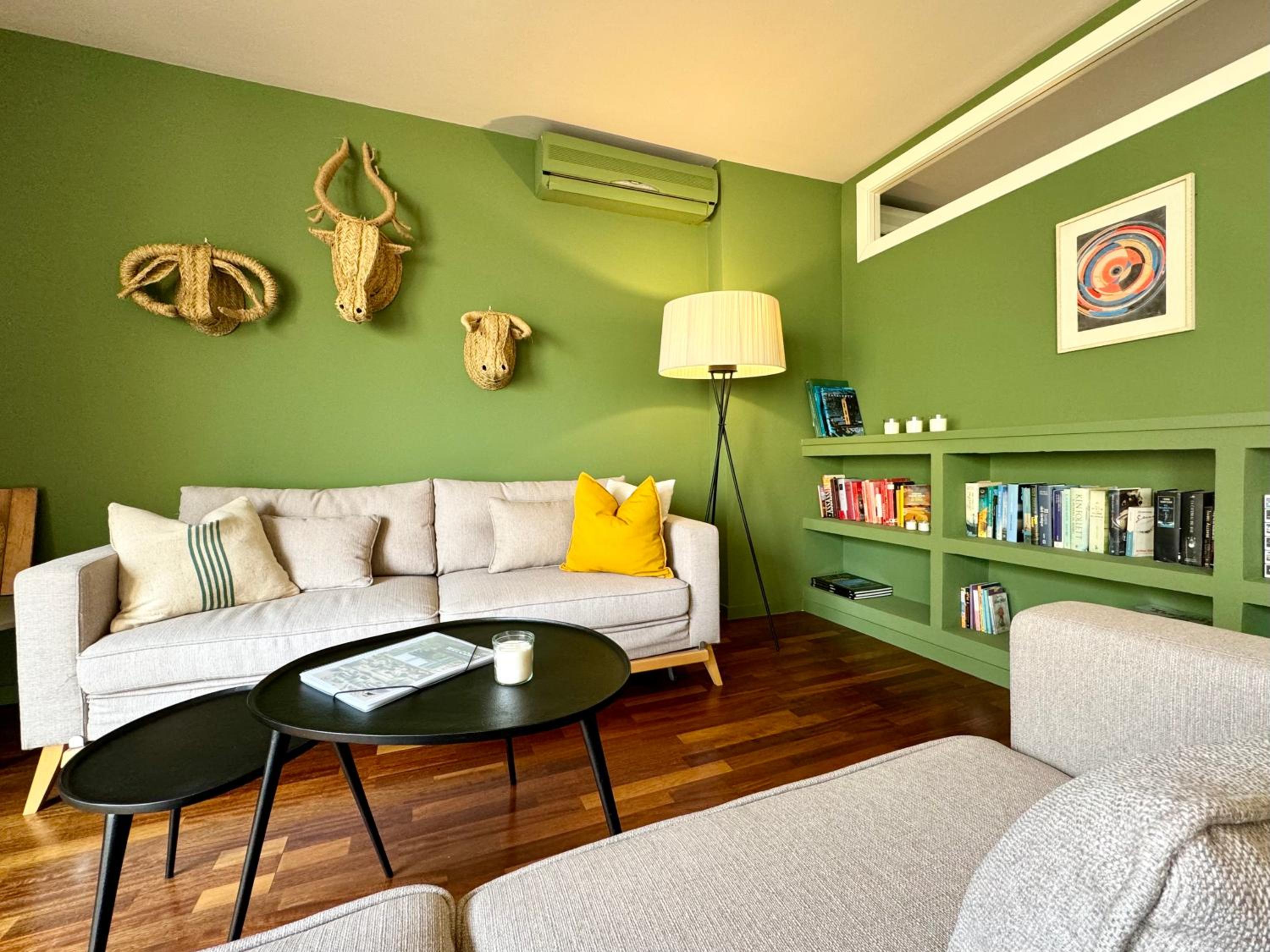 Modernist Gem Penthouse