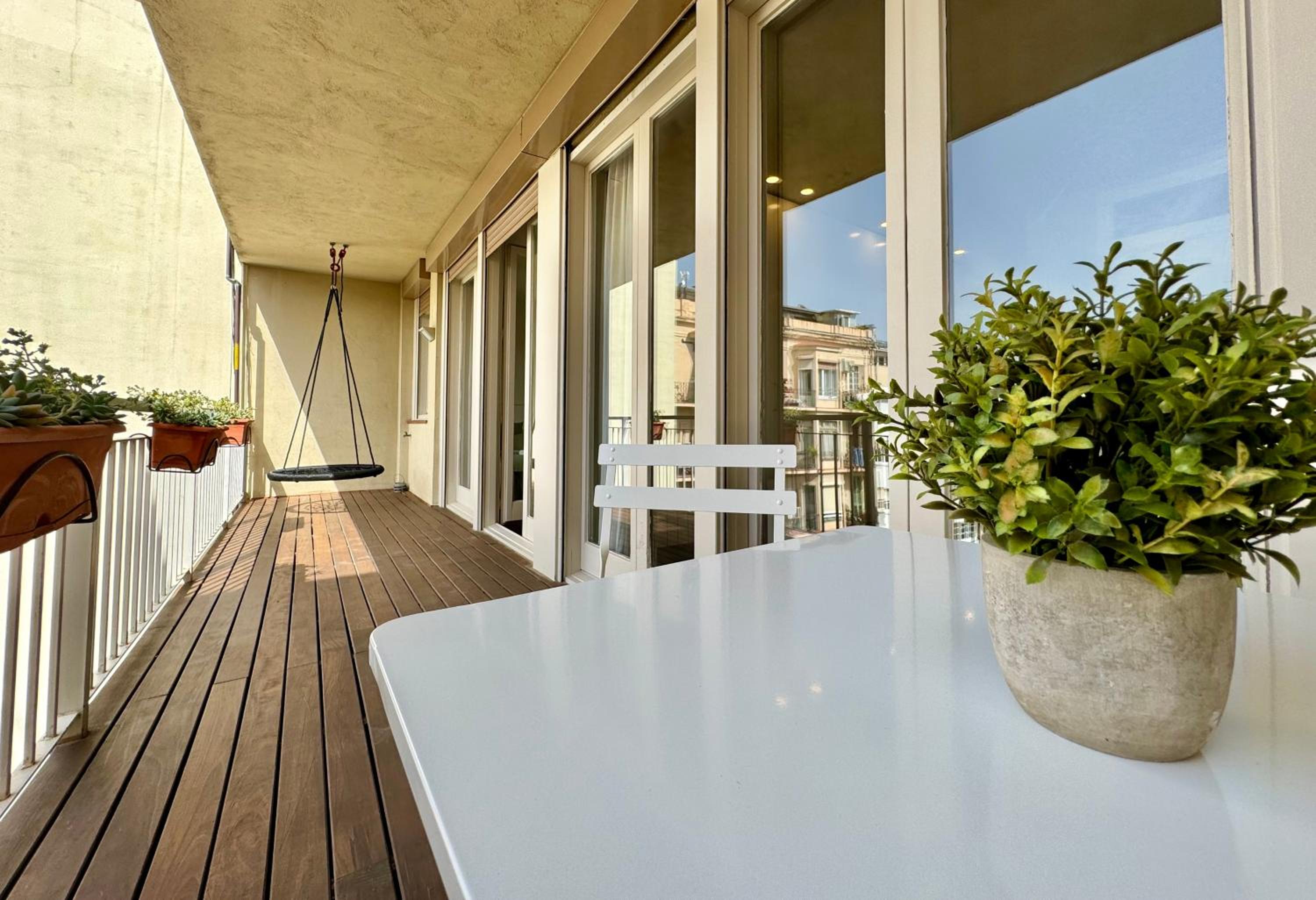 Modernist Gem Penthouse