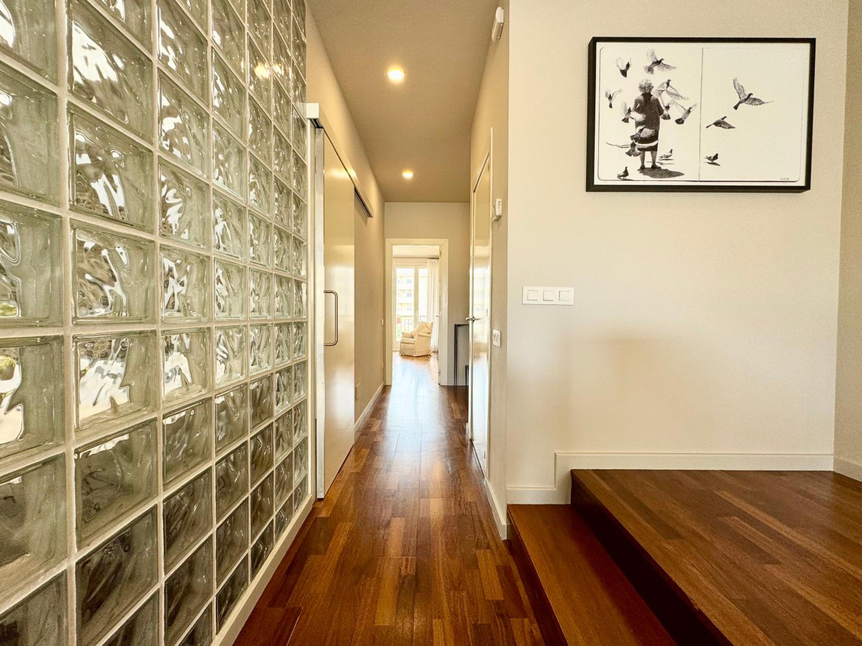 Modernist Gem Penthouse