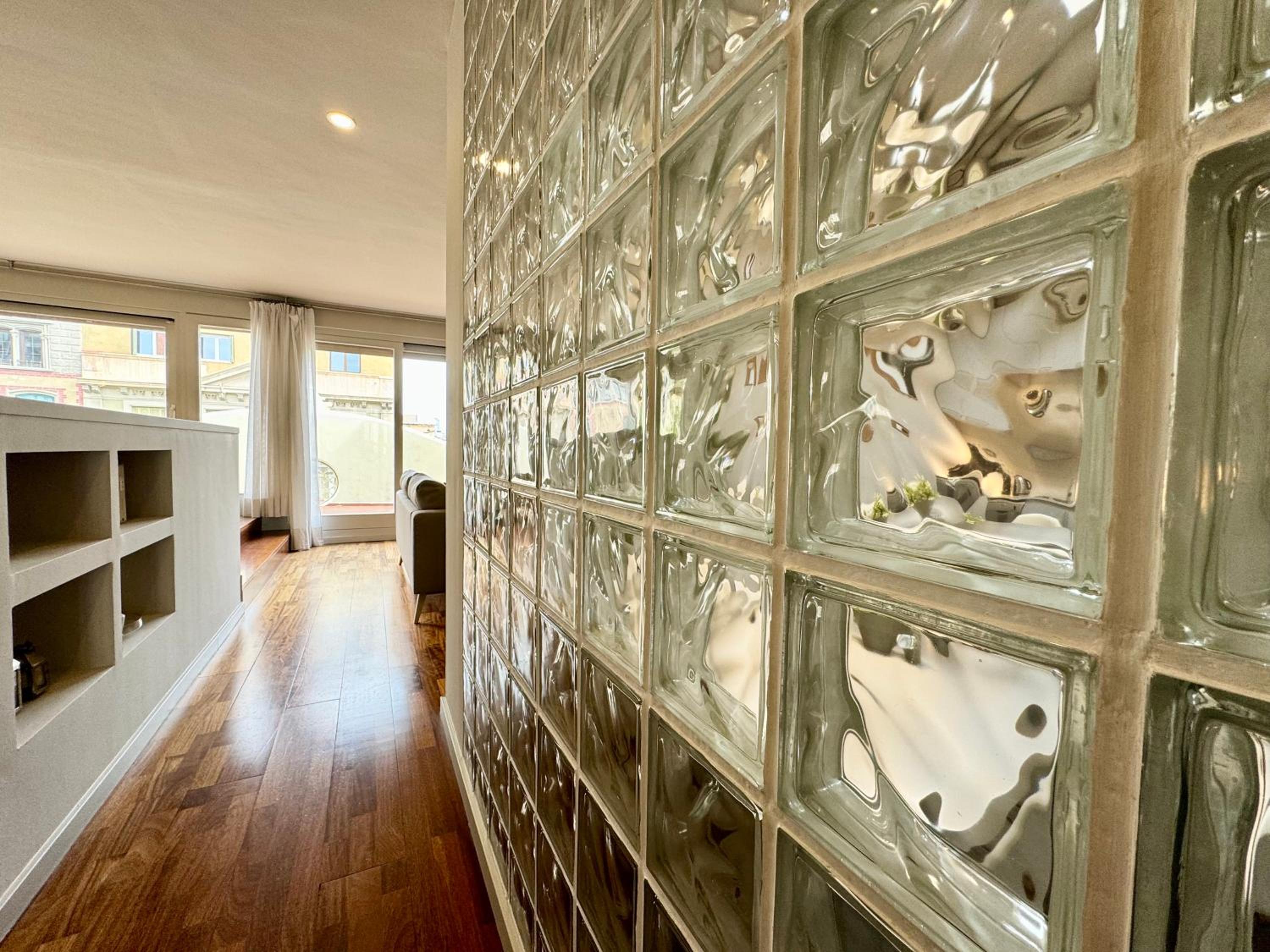 Modernist Gem Penthouse