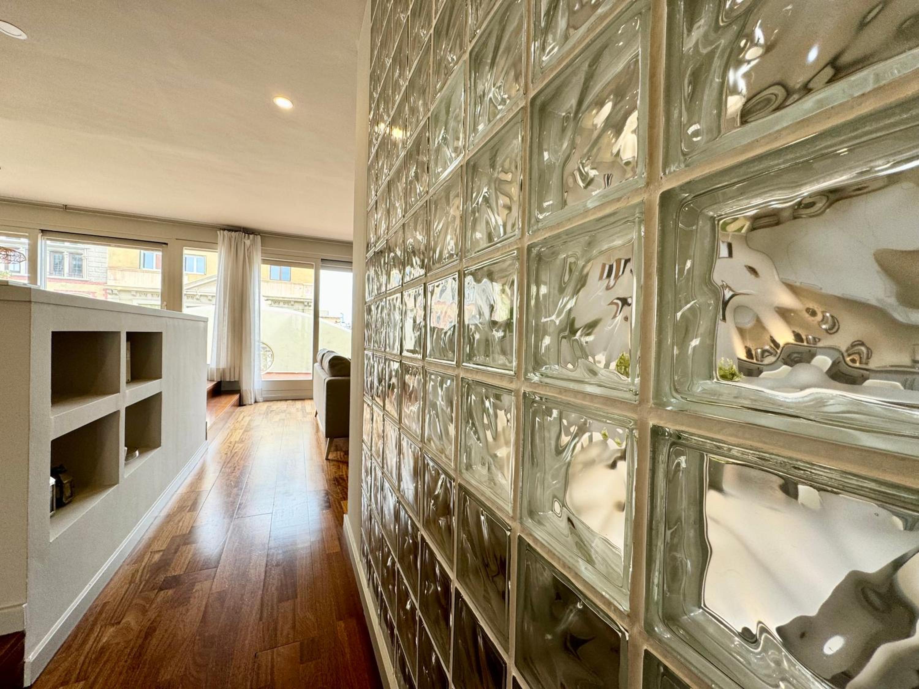Modernist Gem Penthouse