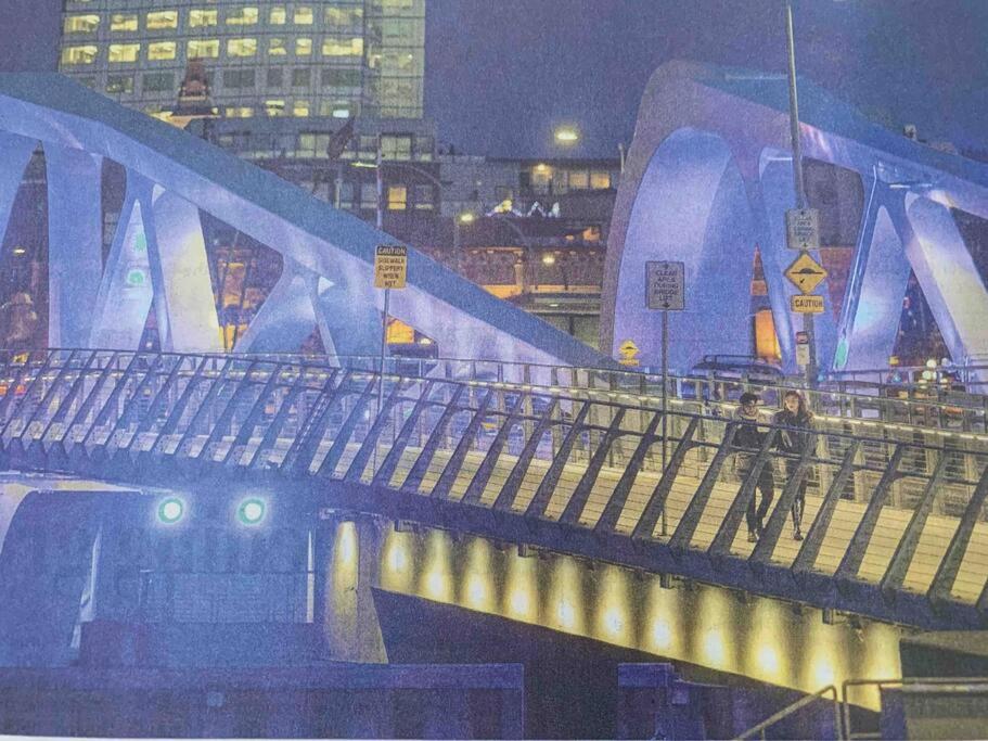 Victoria Vacations - LOCATION LOCATION LOCATION IMMACULATE 1 BEDROOM SUITE - Property Image 72