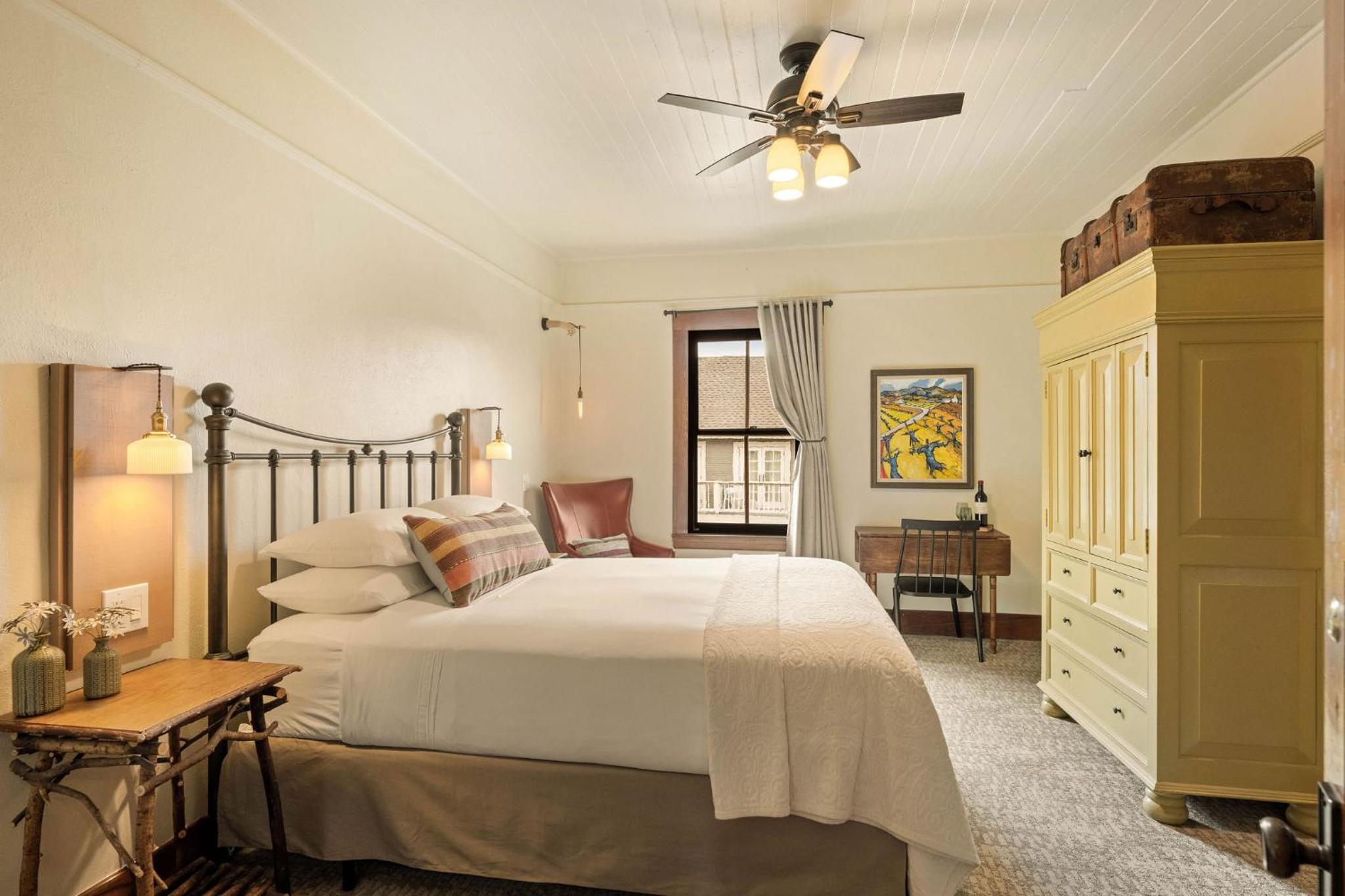 Sonoma Hotel