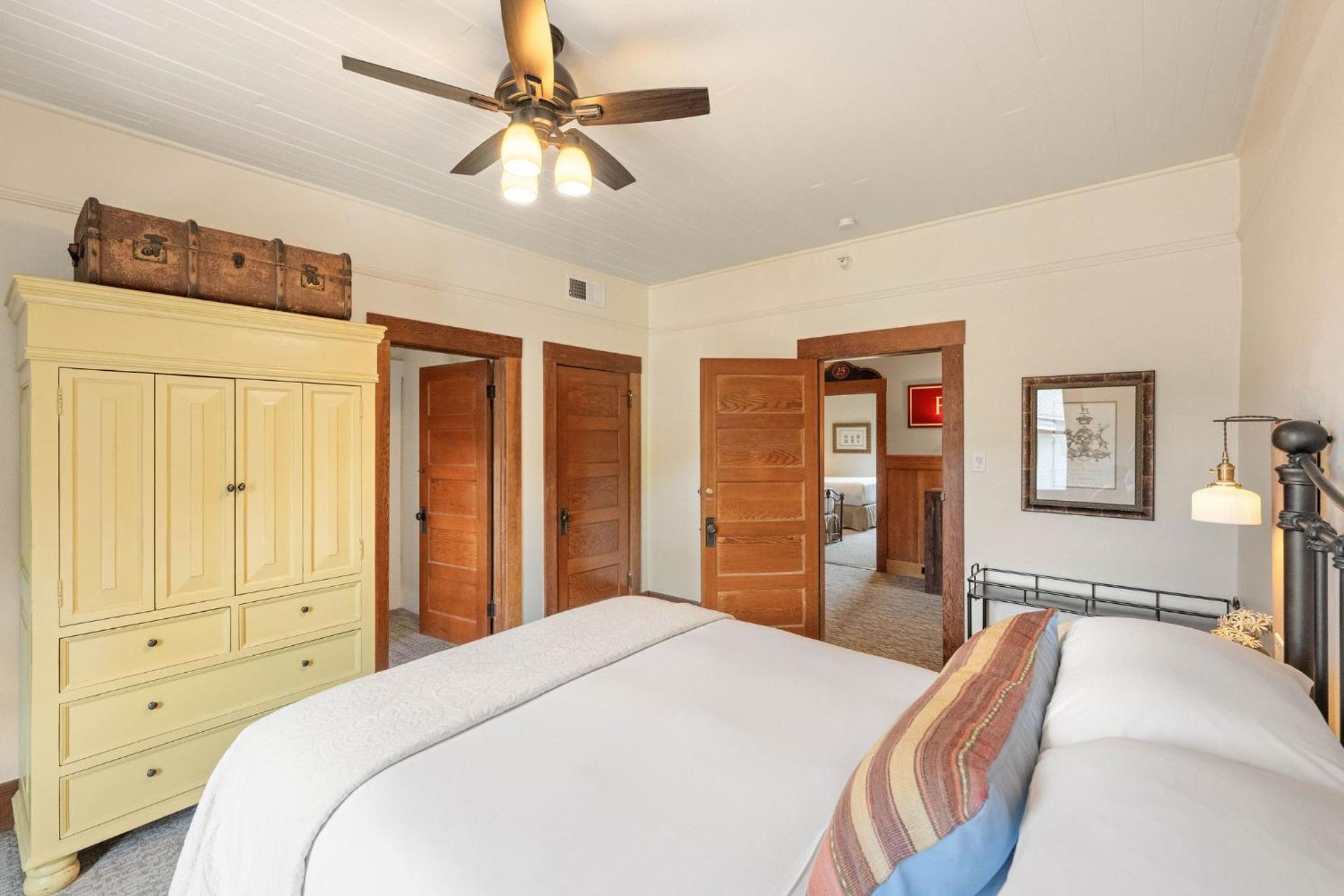 Sonoma Hotel