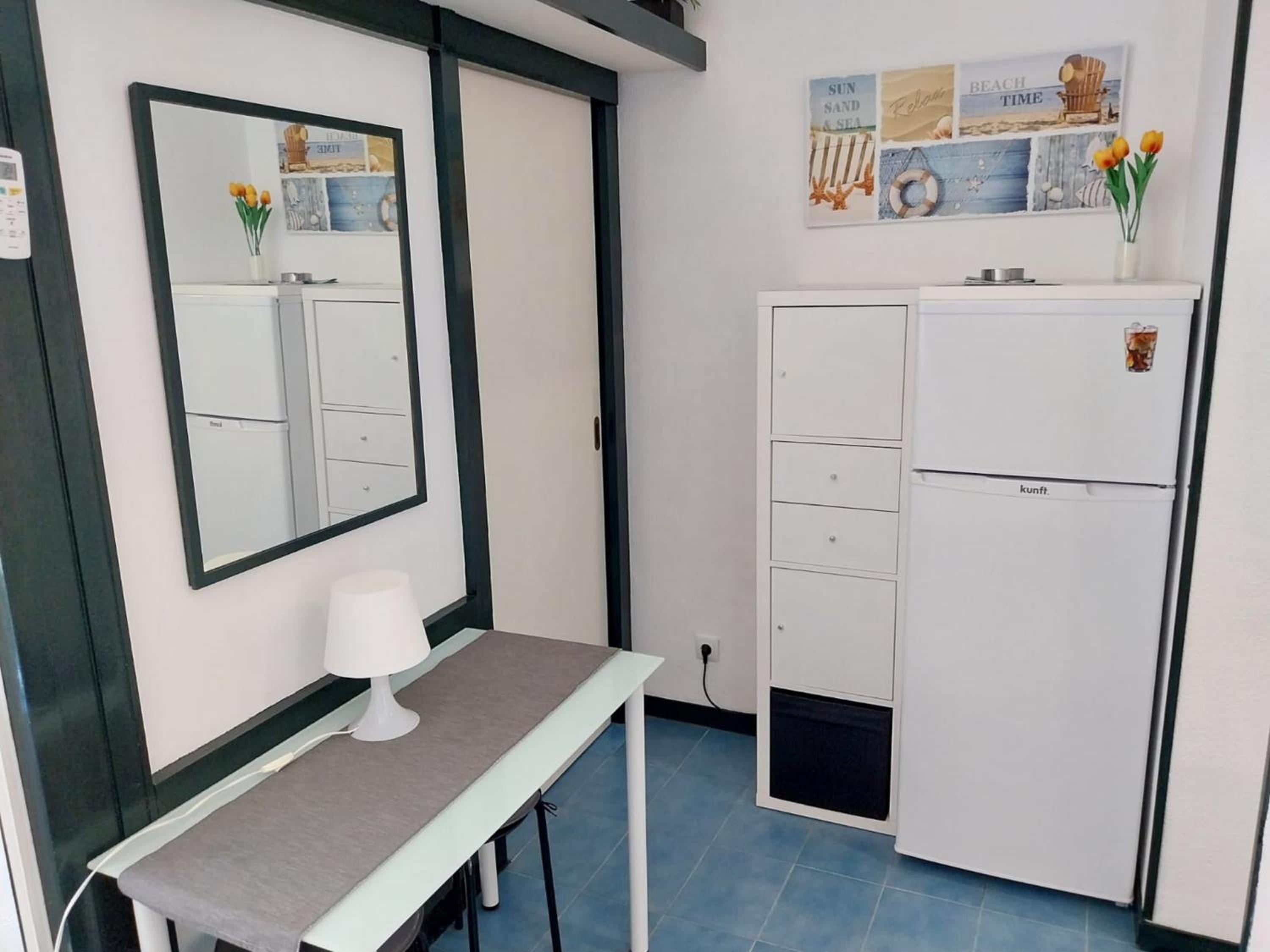 APARTAMENTO con TERRAZA VISTAS AL MAR