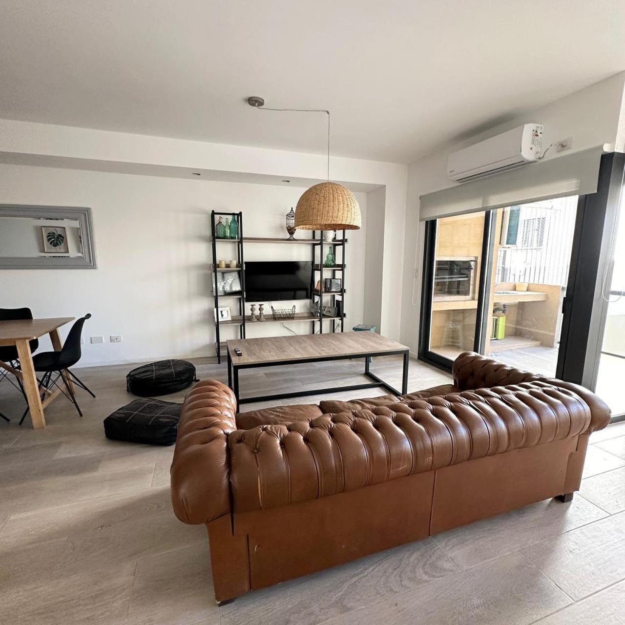 Virasoro Apartment