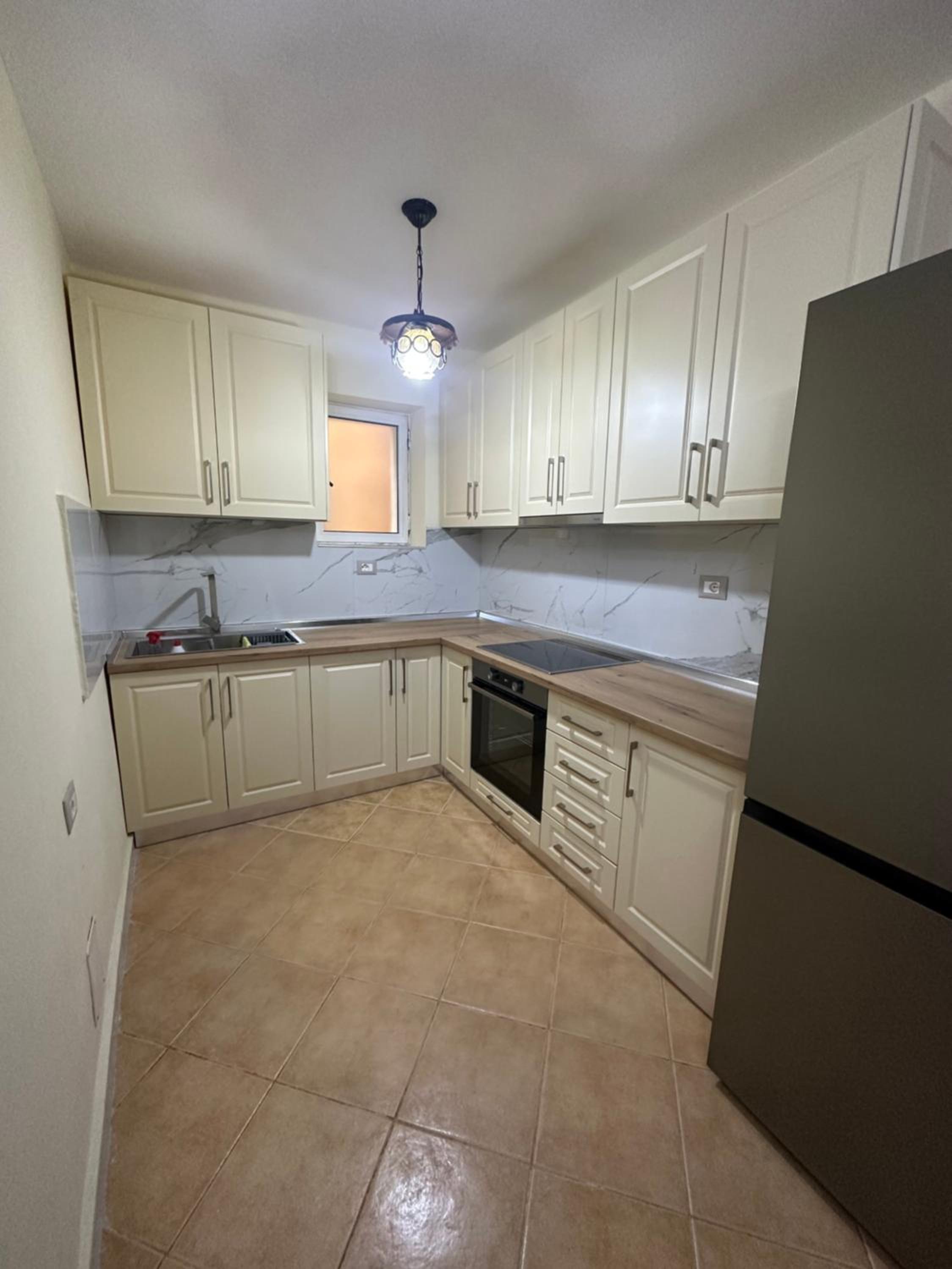 ApartamentAgolliTirana