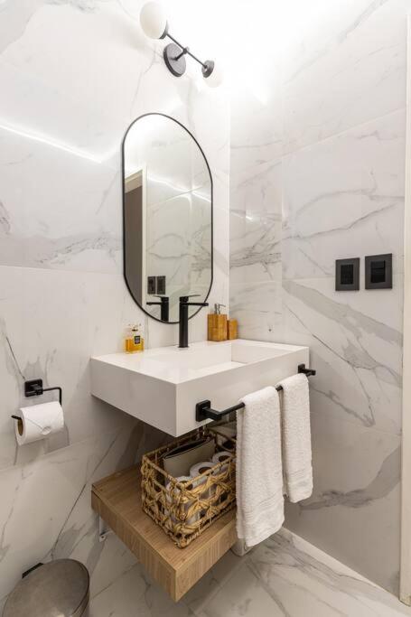 LOMHOUSE Modern Duplex in Palermo Hollywood