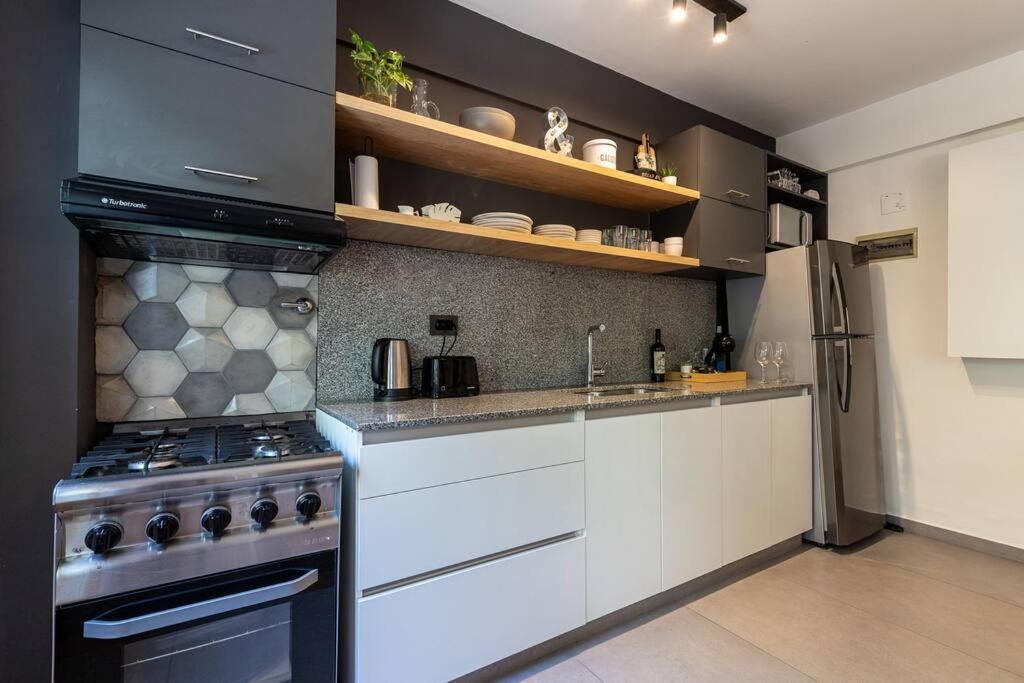 LOMHOUSE Modern Duplex in Palermo Hollywood