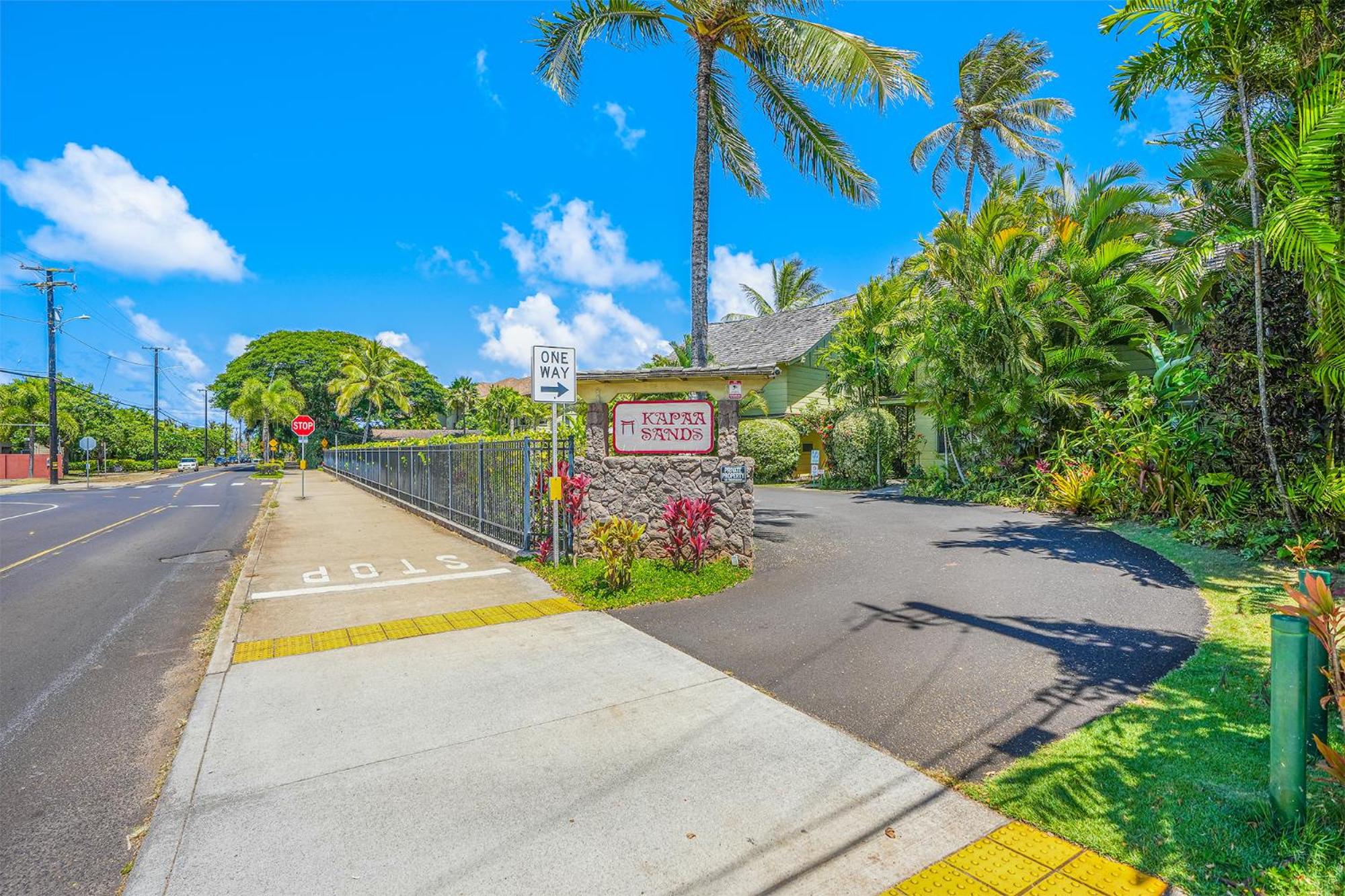Hotel Gardenfront Escape with Ocean Views at Kapa’a Sands 24 - Image 1