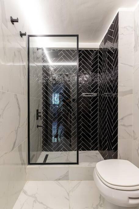 LOMHOUSE Modern Duplex in Palermo Hollywood