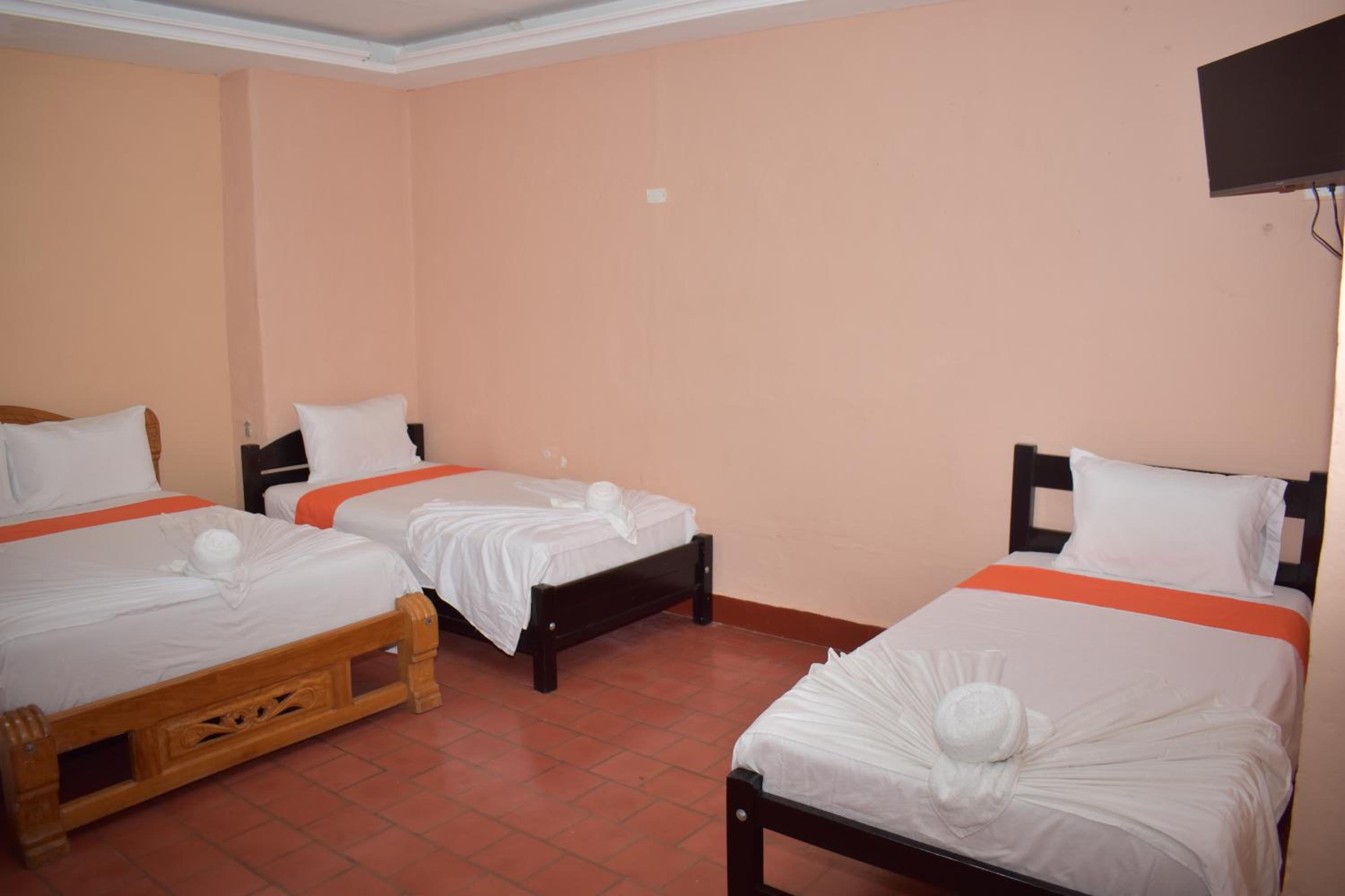 HOSTAL LA MOMPOSINA - Property Image 15