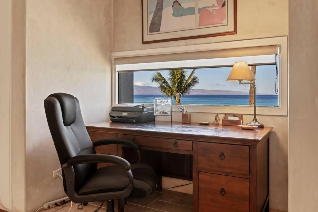 Hale Mahina A301- Direct Beachfront Updated Corner Unit Stunner! view 4