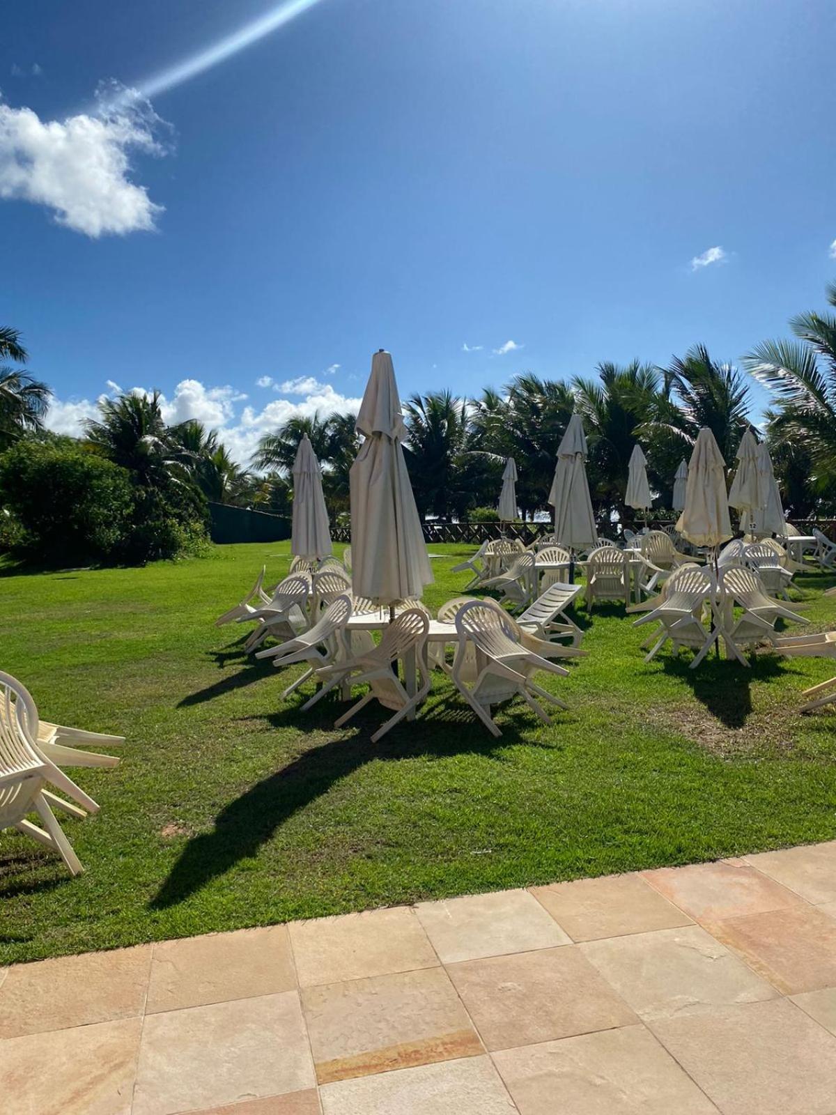 Guarajuba- Pé na Areia . Condoninio- Genipabu Summer House- o melhor condominio da região