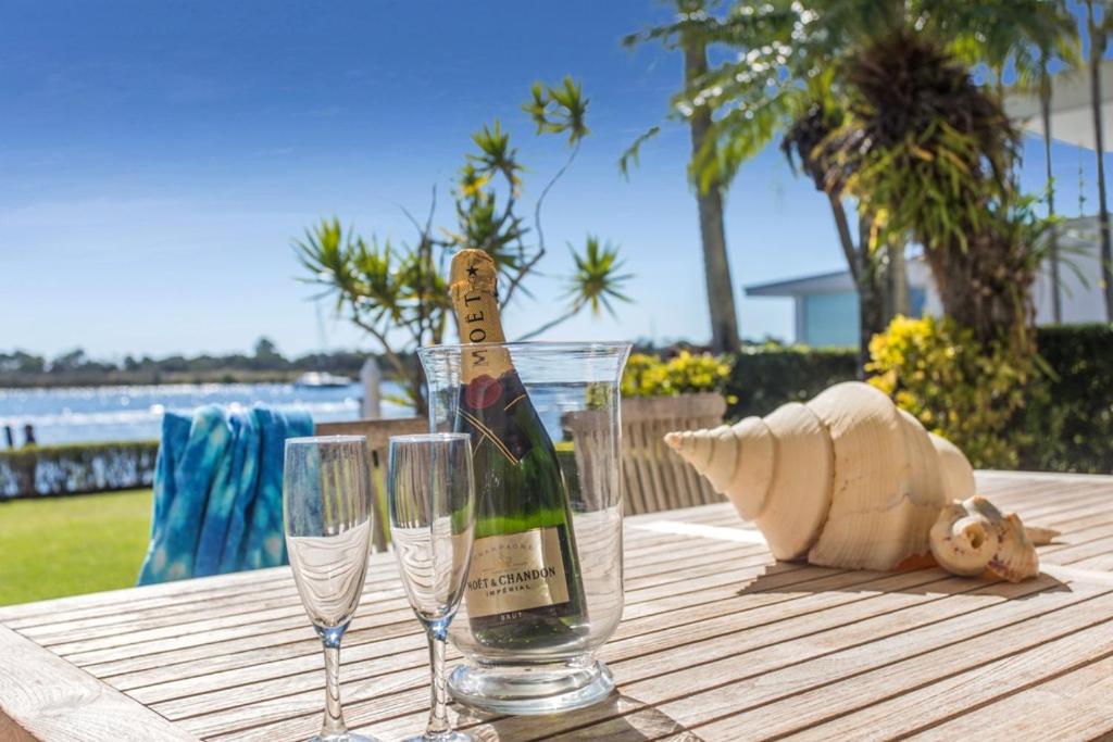 Noosa Quays Waterfront Accomodation