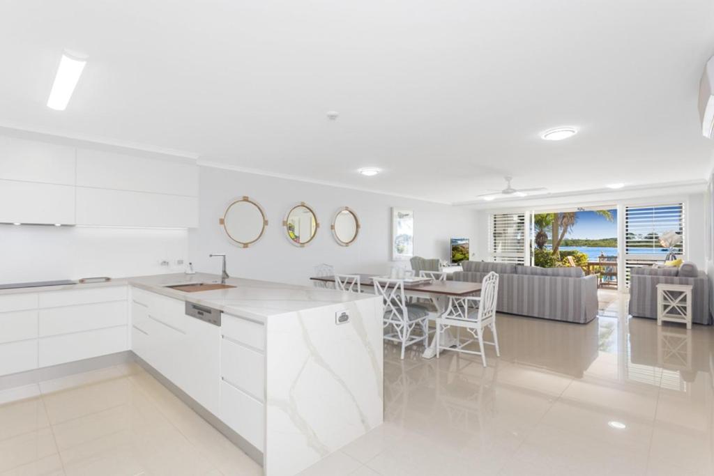 Noosa Quays Waterfront Accomodation