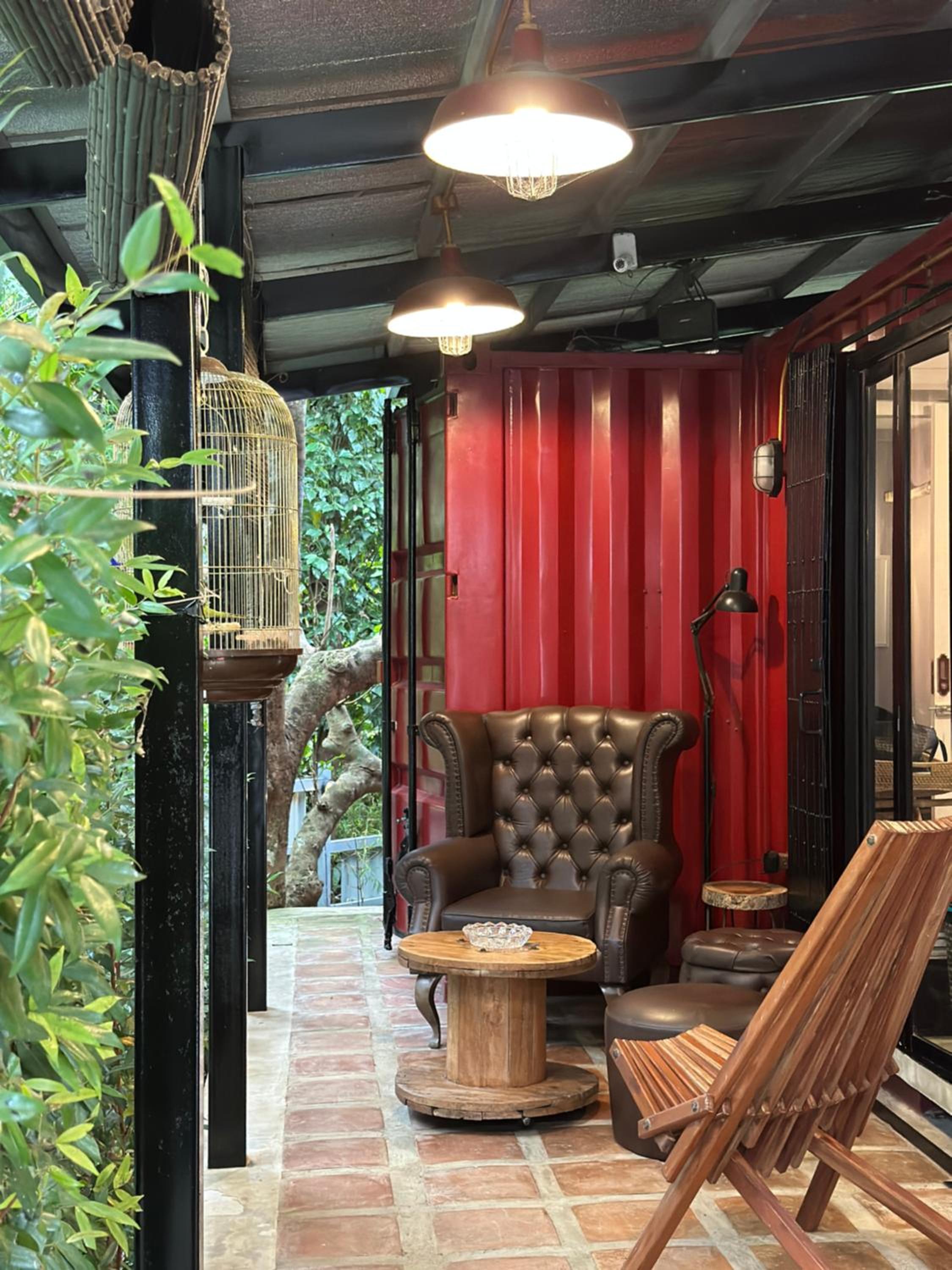 OFF THE GRID - Imagined adventures in a relaxing escape view 5
