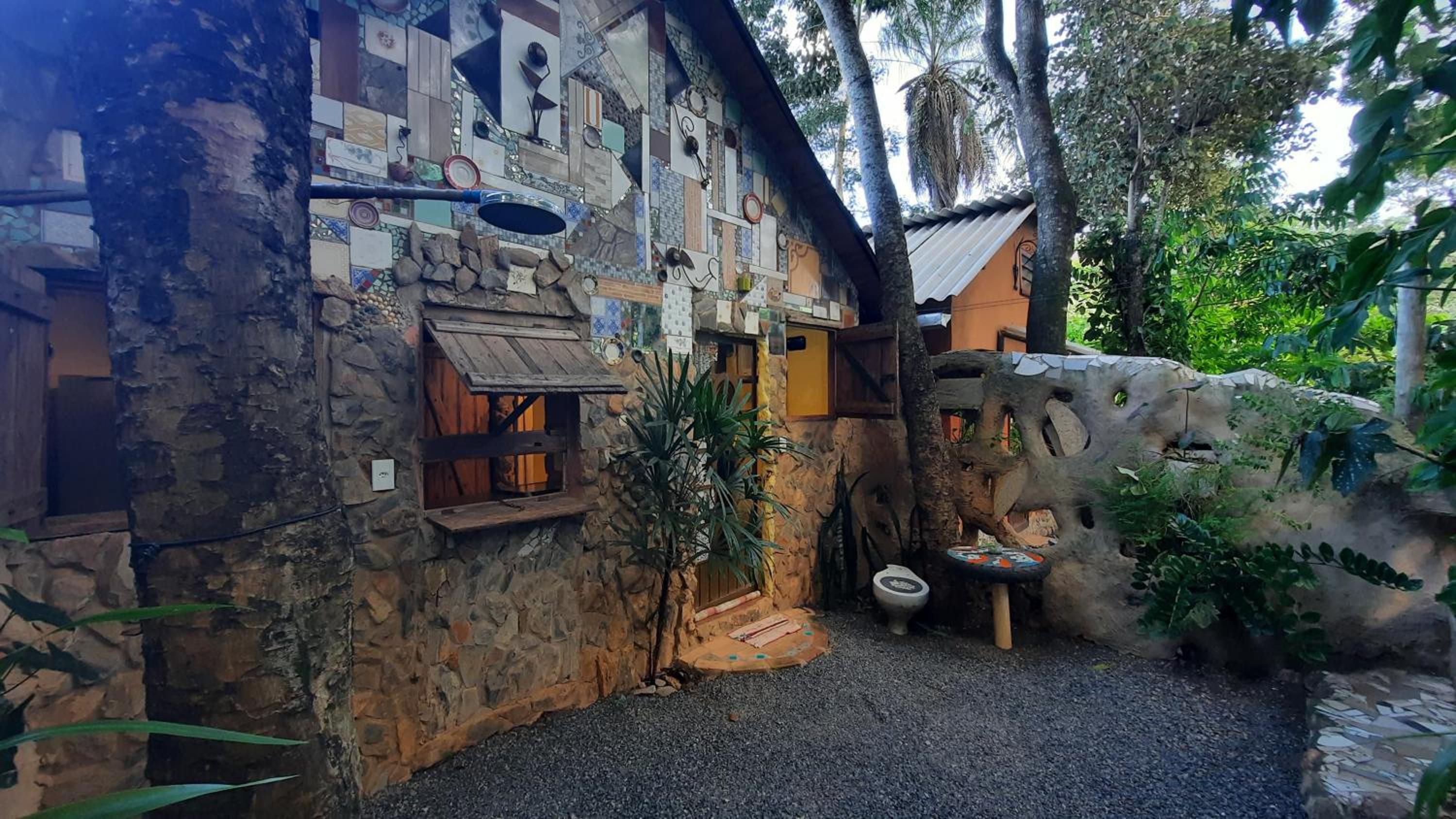 NOMADAS chalés, mini casinhas, bangalôs , área de camping e cozinha compartilhada