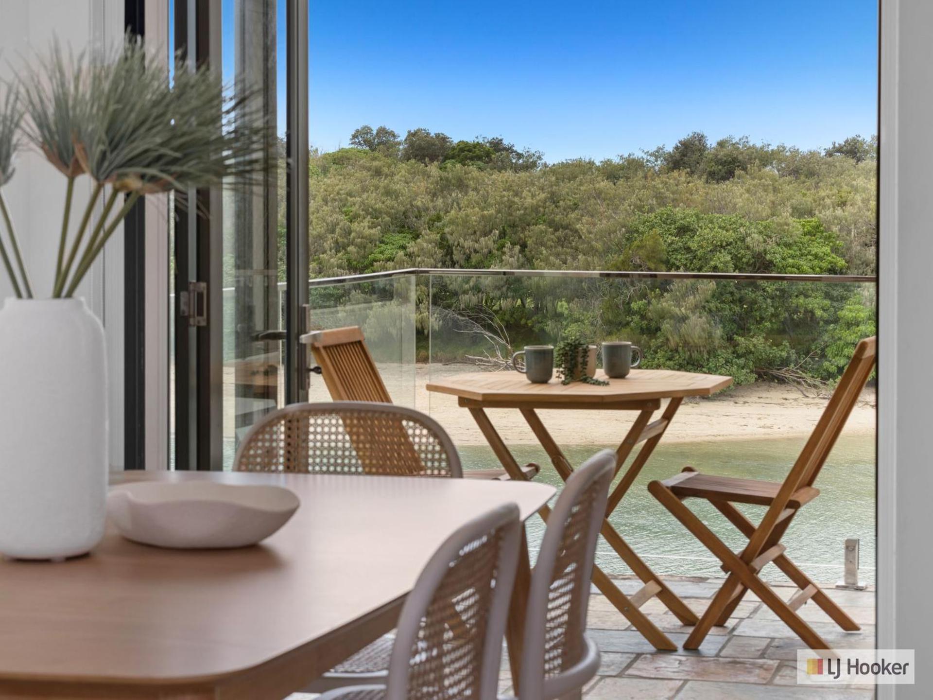 Coastal Creekfront with Pontoon Access
