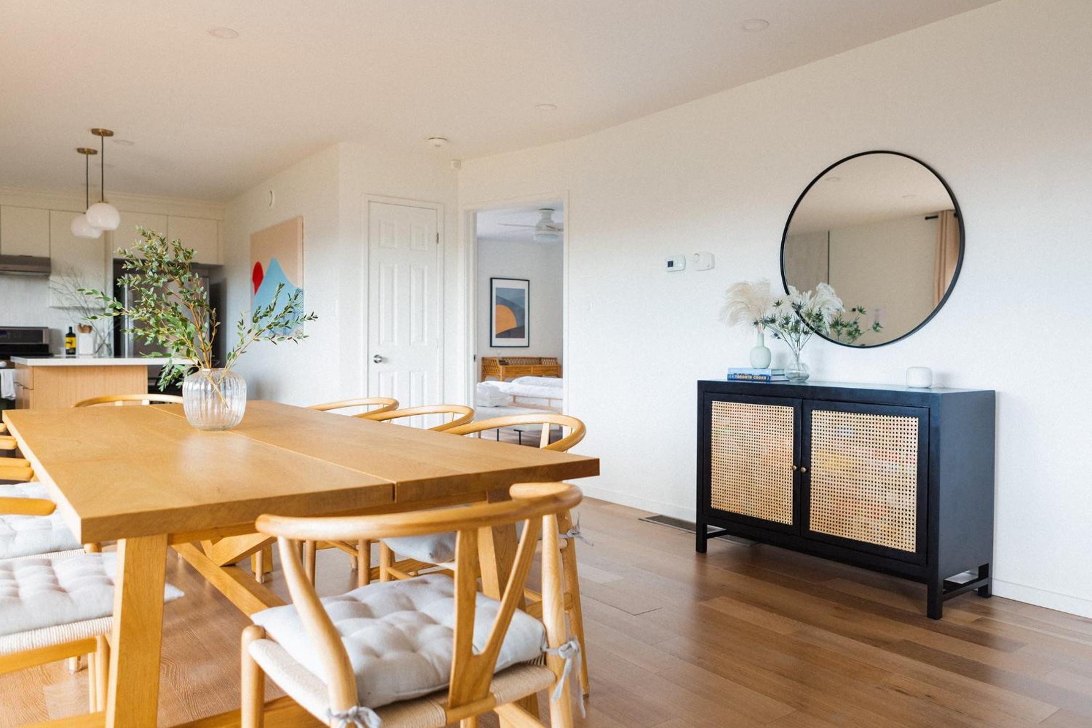 Old Milford - Modern Home 5 Minutes from Picton