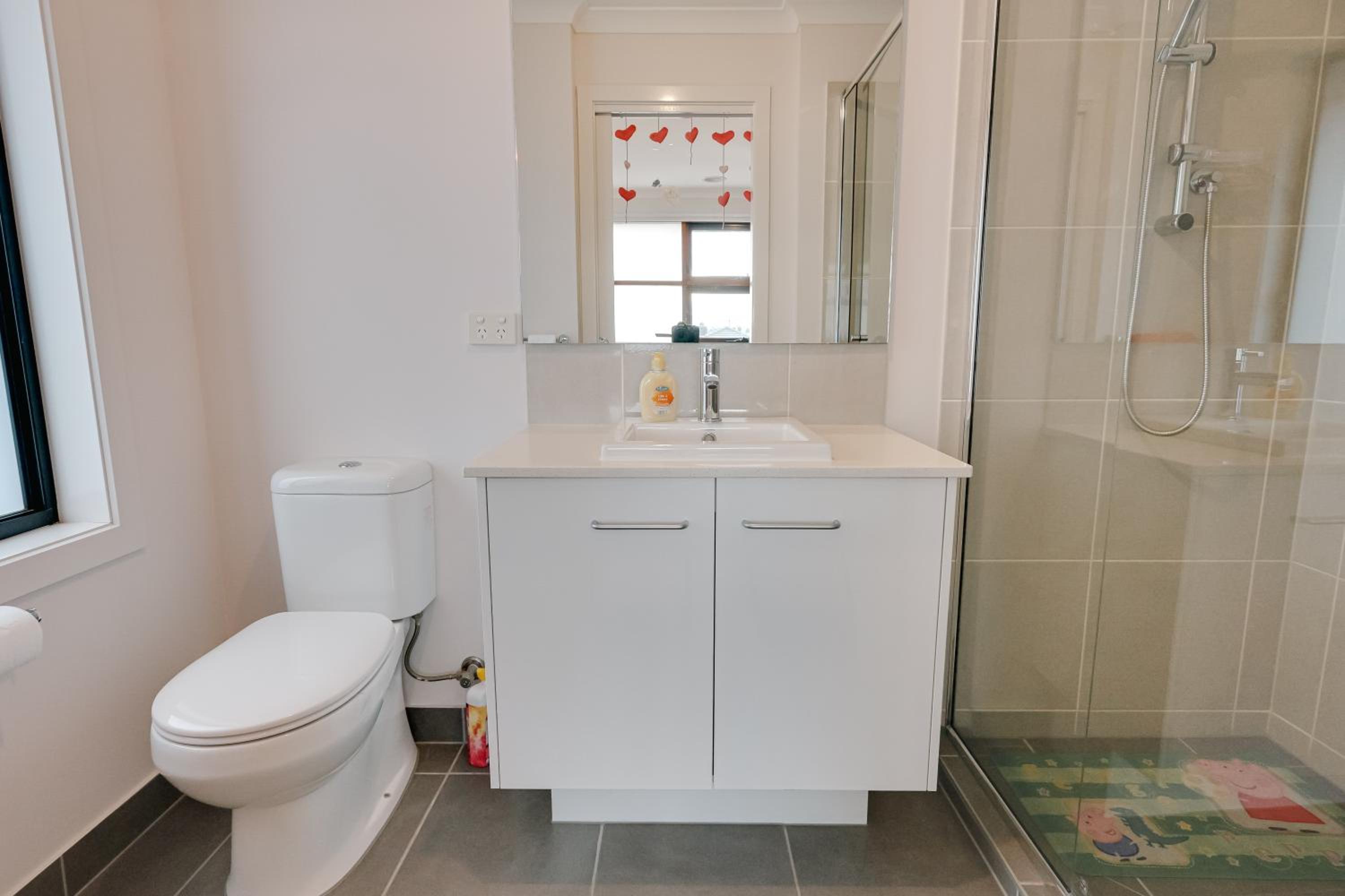 StayAU 5BR Contemporary Getaway Point Cook