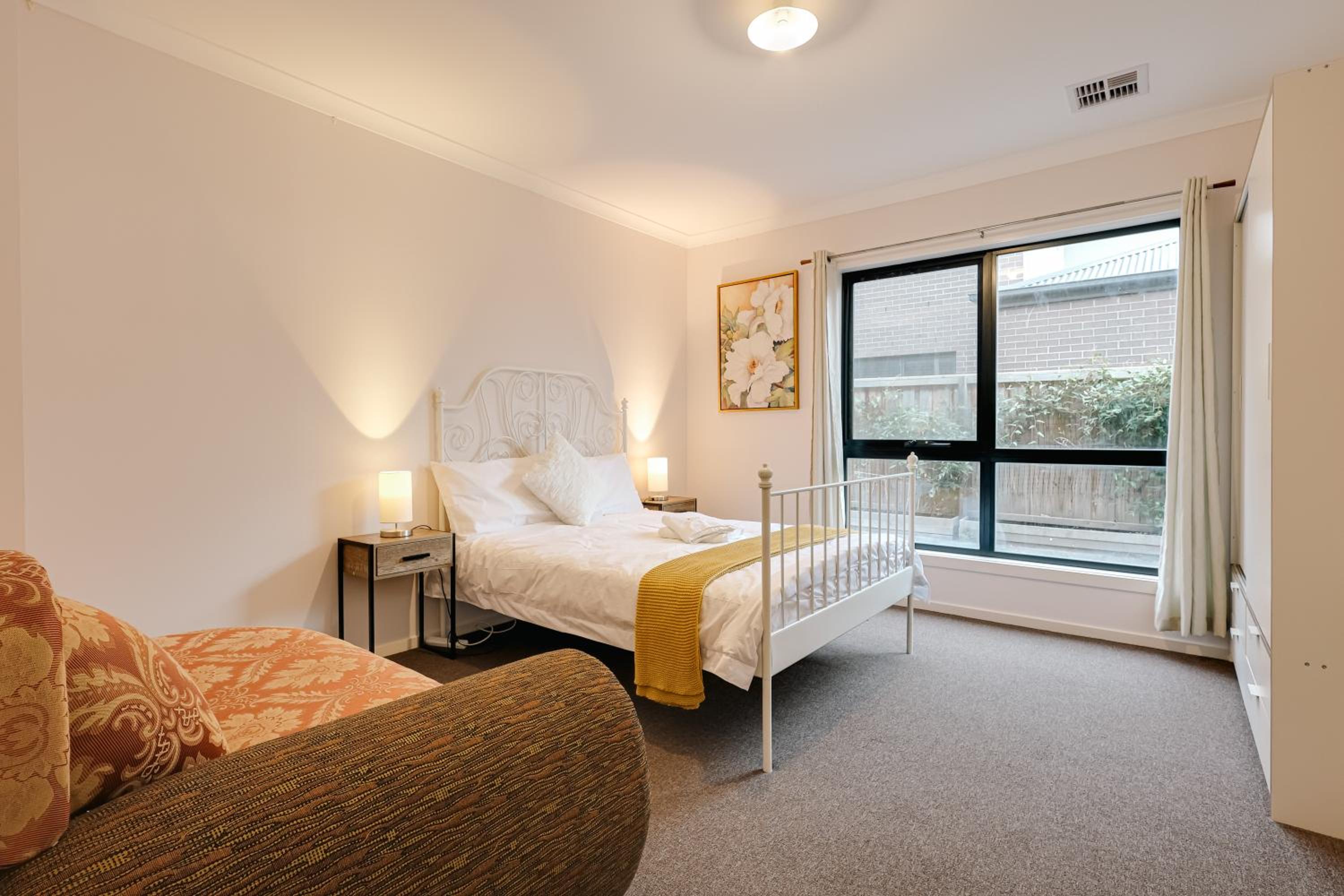StayAU 5BR Contemporary Getaway Point Cook