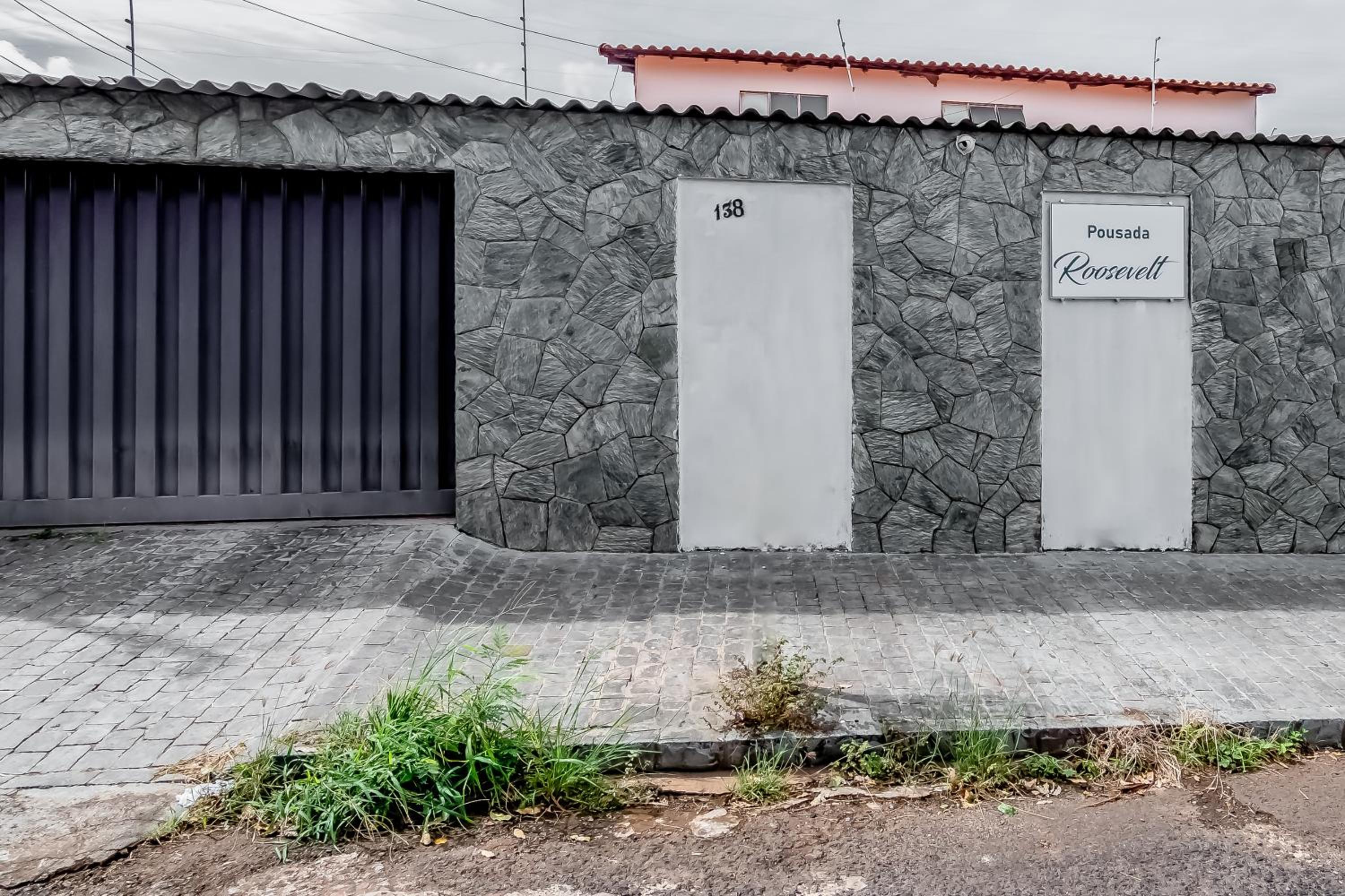 Pousada Roosevelt Quarto 04 - Pousada Central Prox Rodoviaria e Dist Industrial