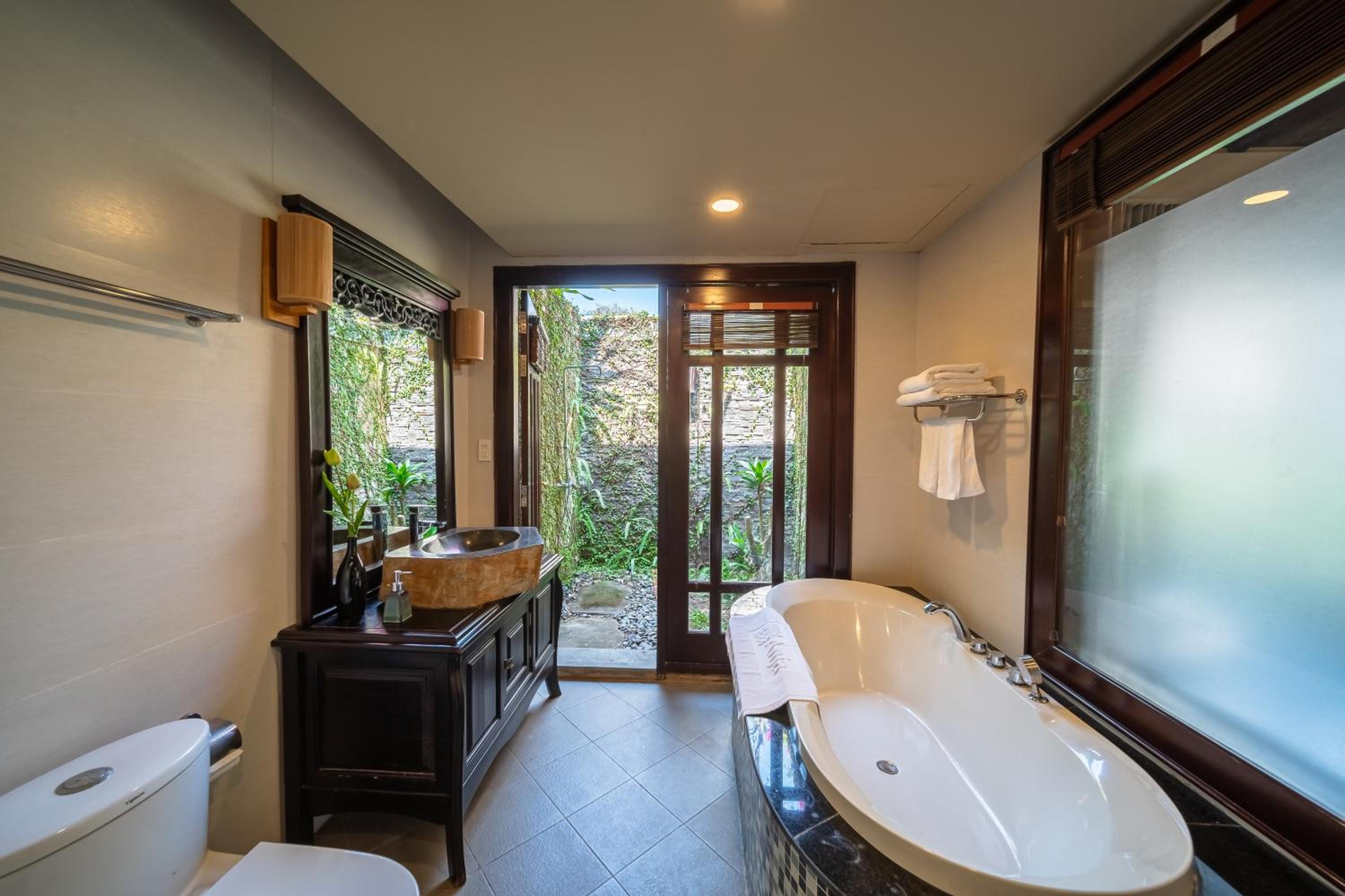 Anja Beach Resort & Spa
