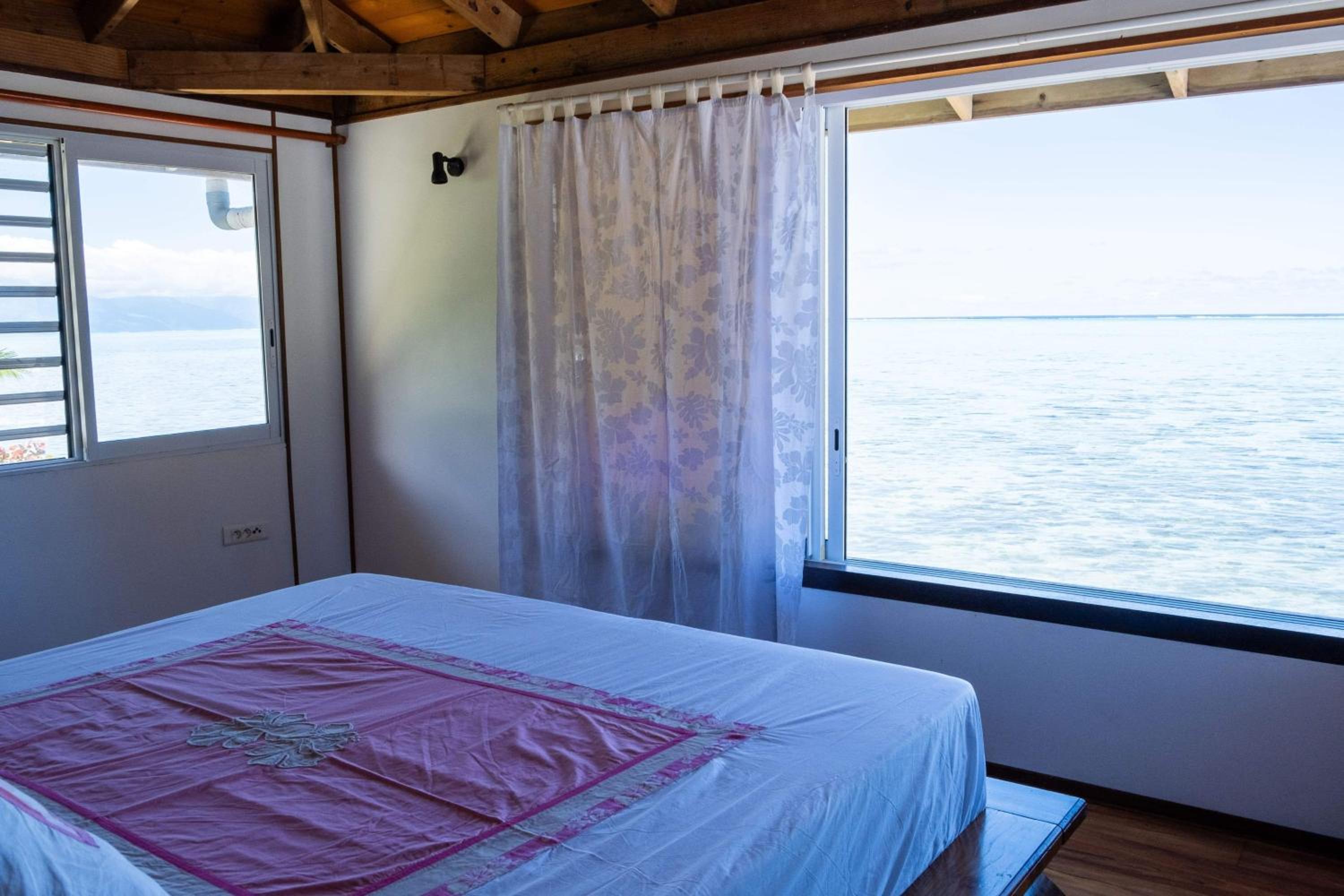 Maison d’hôtes bord de mer ia orana lodge view 2