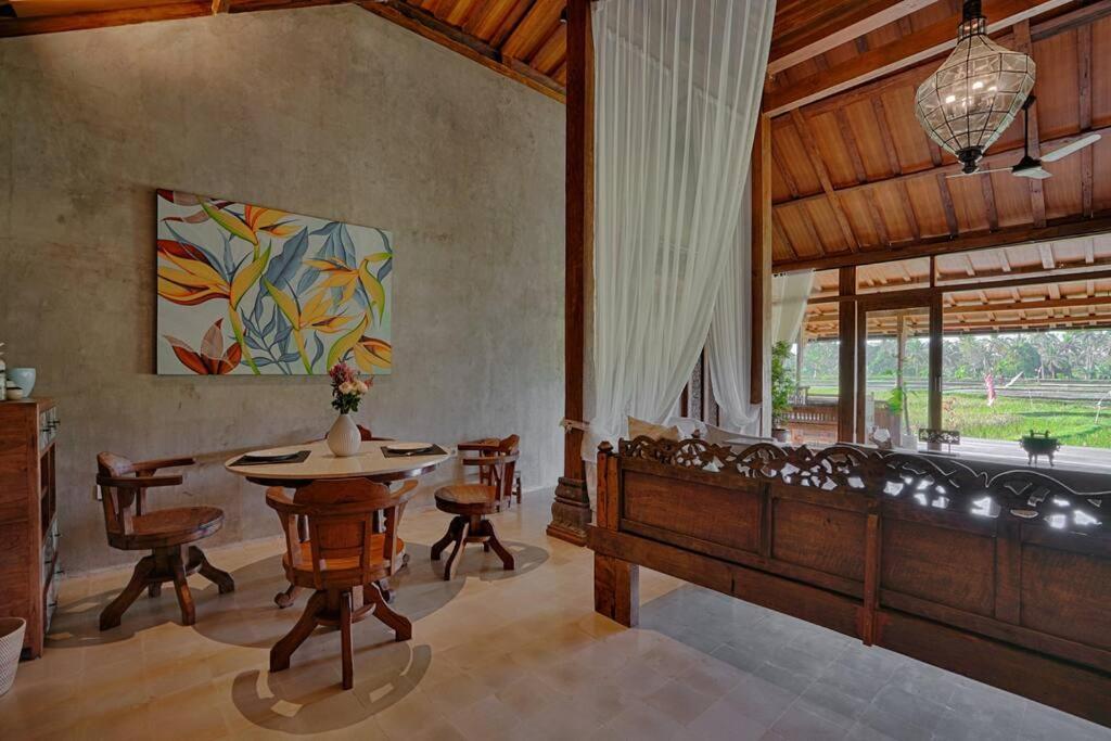 Villa Madura - new 3 BR Villa w/ rice paddy view