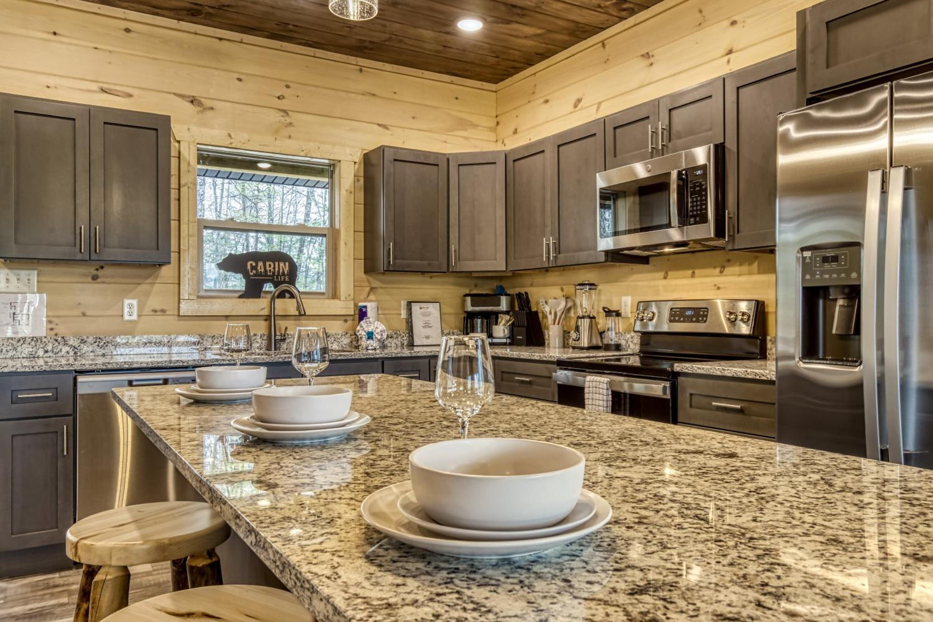 Adventure Splash - Smoky Mountain Retreats Cabins with Private Indoor Pool, Hot Tubs & Fun!