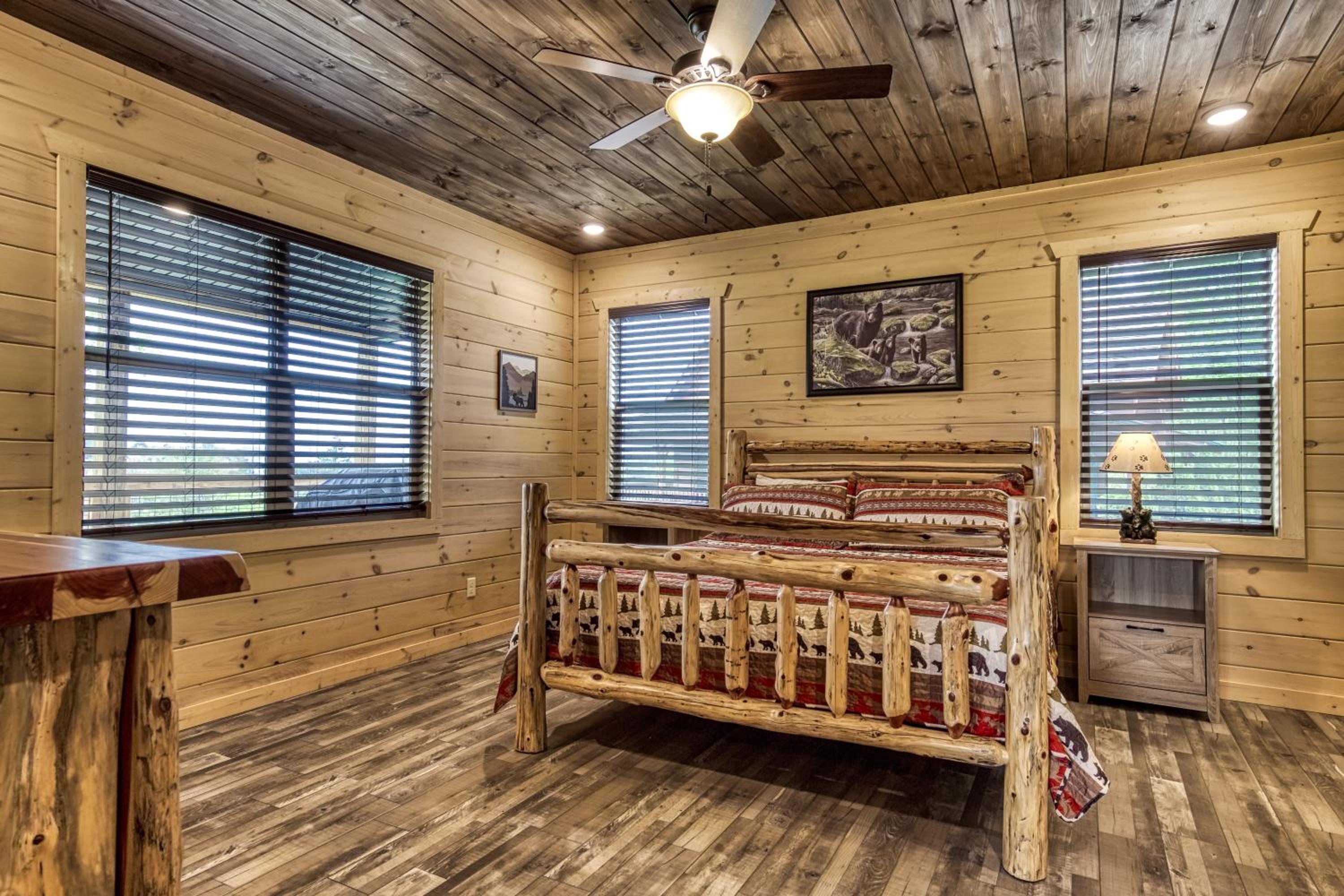 Adventure Splash - Smoky Mountain Retreats Cabins with Private Indoor Pool, Hot Tubs & Fun!