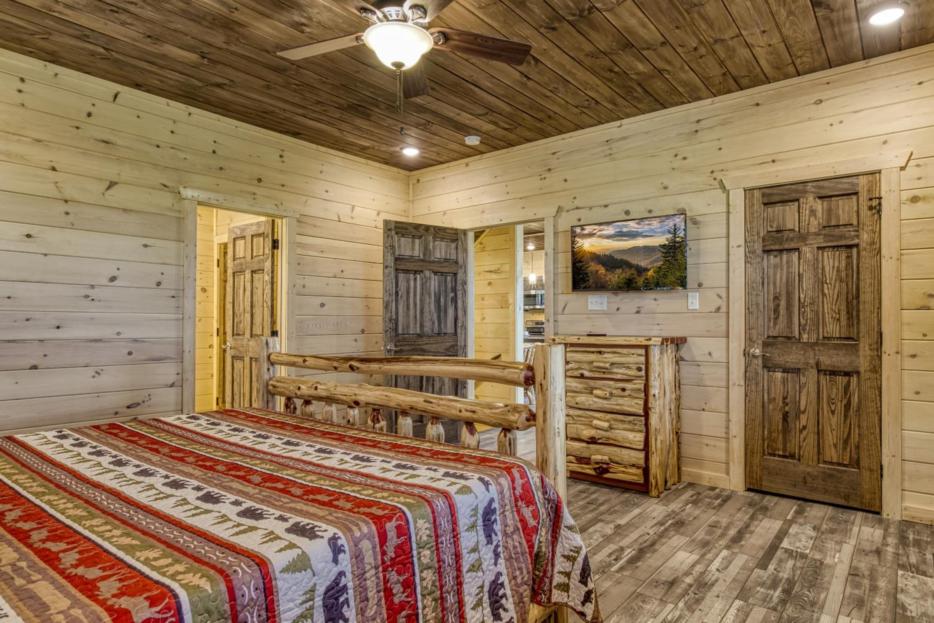 Adventure Splash - Smoky Mountain Retreats Cabins with Private Indoor Pool, Hot Tubs & Fun!