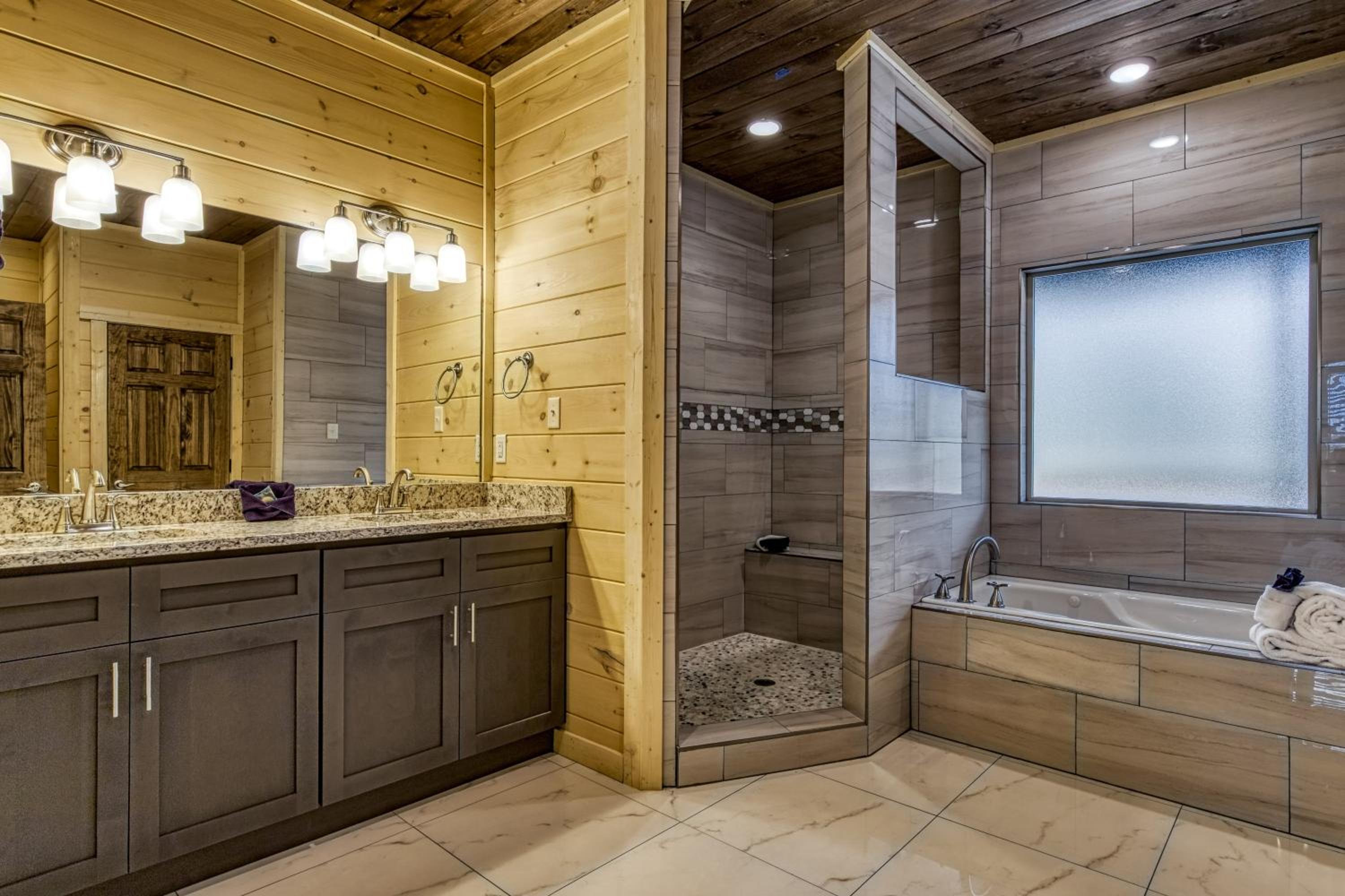 Adventure Splash - Smoky Mountain Retreats Cabins with Private Indoor Pool, Hot Tubs & Fun!