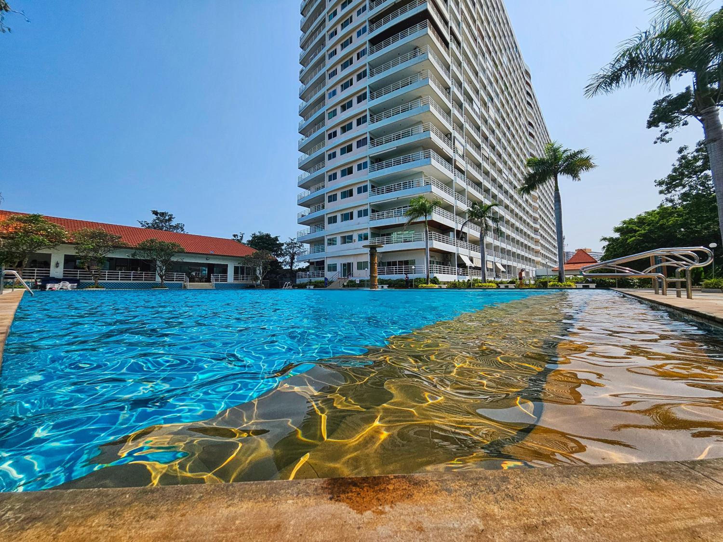 View Talay 5 Jomtien Beachfront
