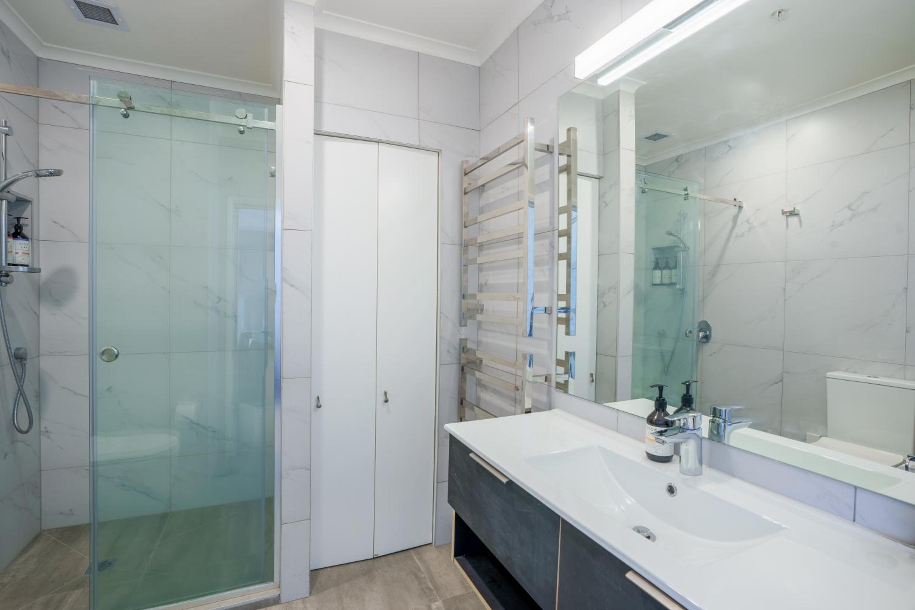 Princes Wharf - Luxury view 4