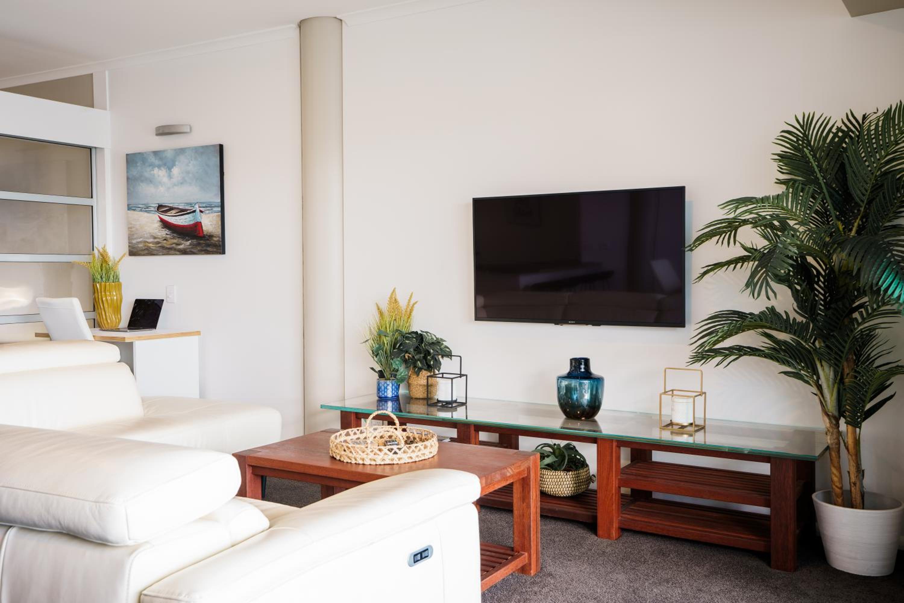 Princes Wharf - Luxury view 5