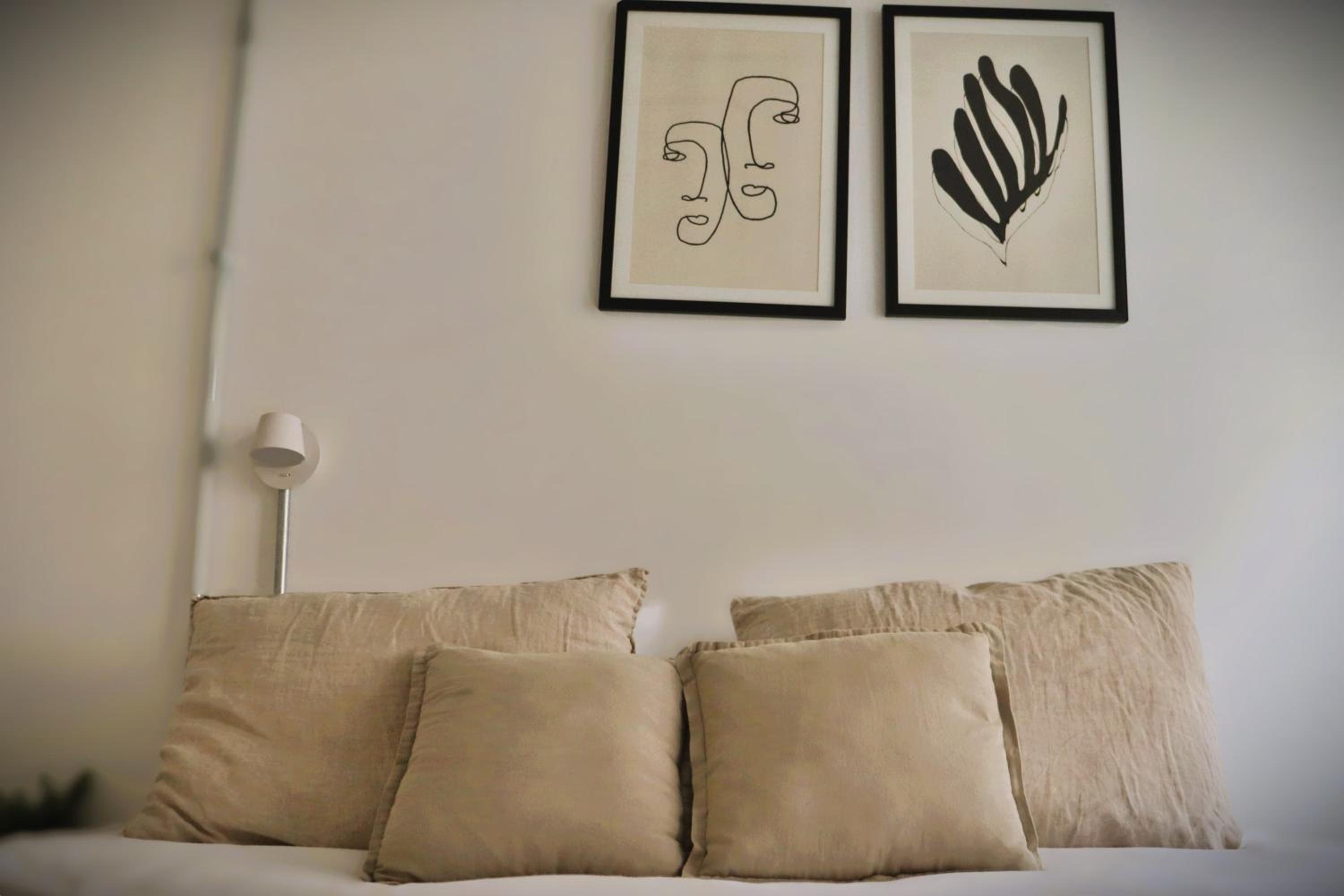 HOM I Comodo y Luminoso Depto Studio en Santiago Centro