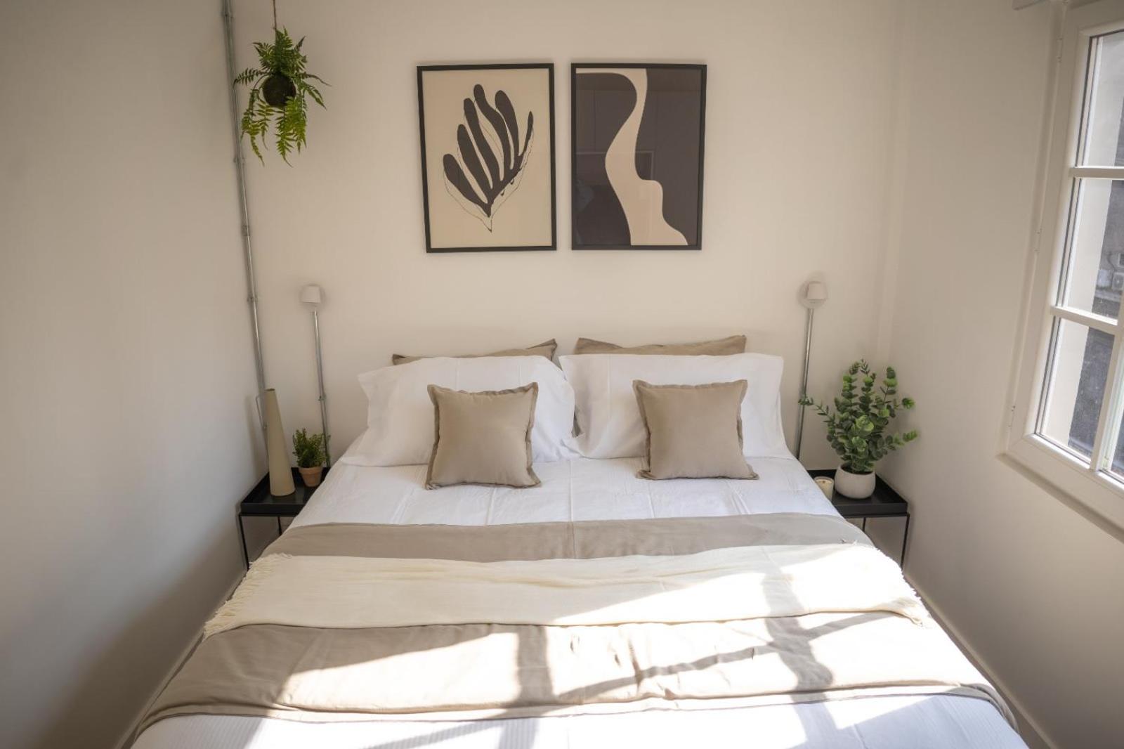 HOM I Comodo y Luminoso Depto Studio en Santiago Centro