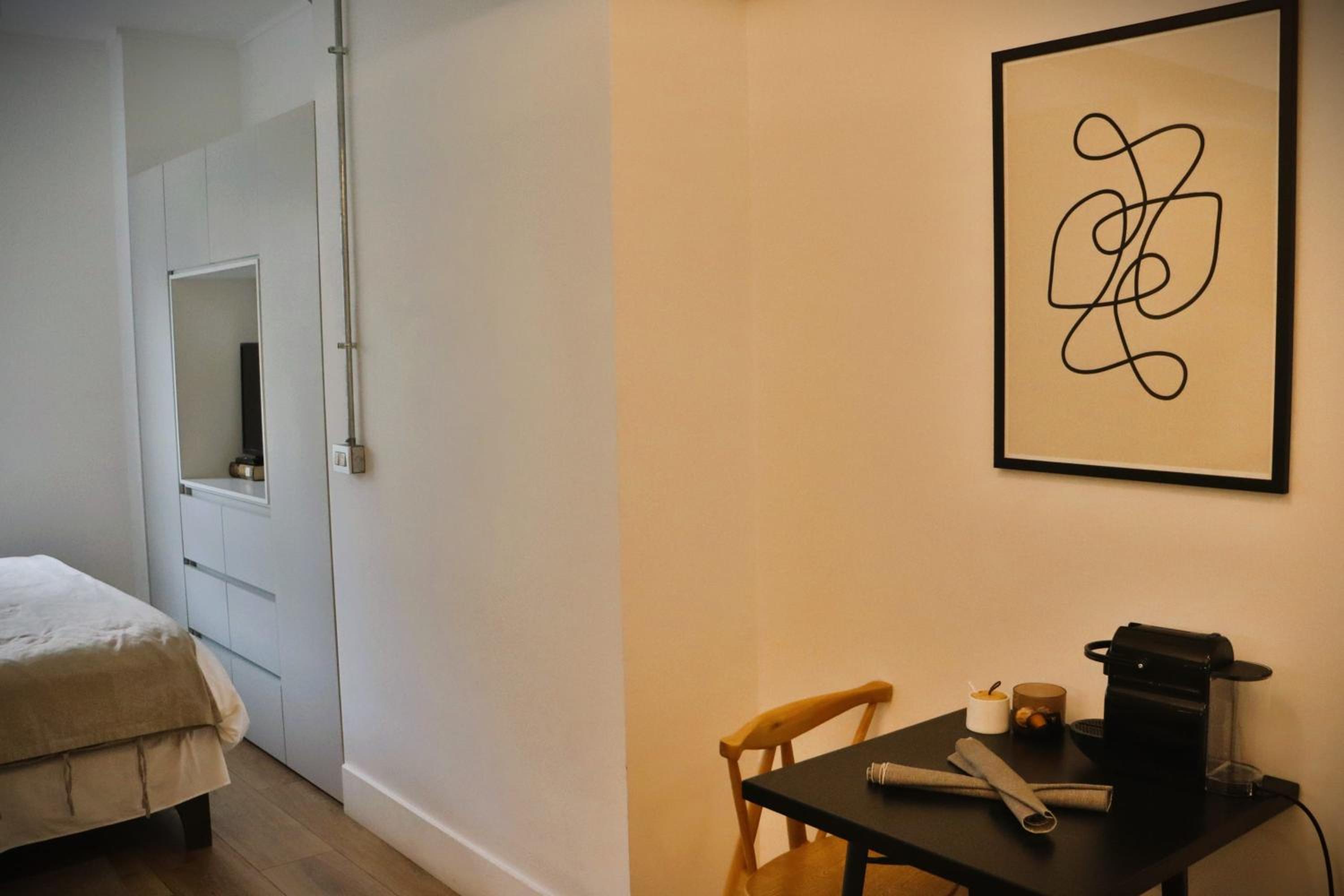 HOM I Comodo y Luminoso Depto Studio en Santiago Centro