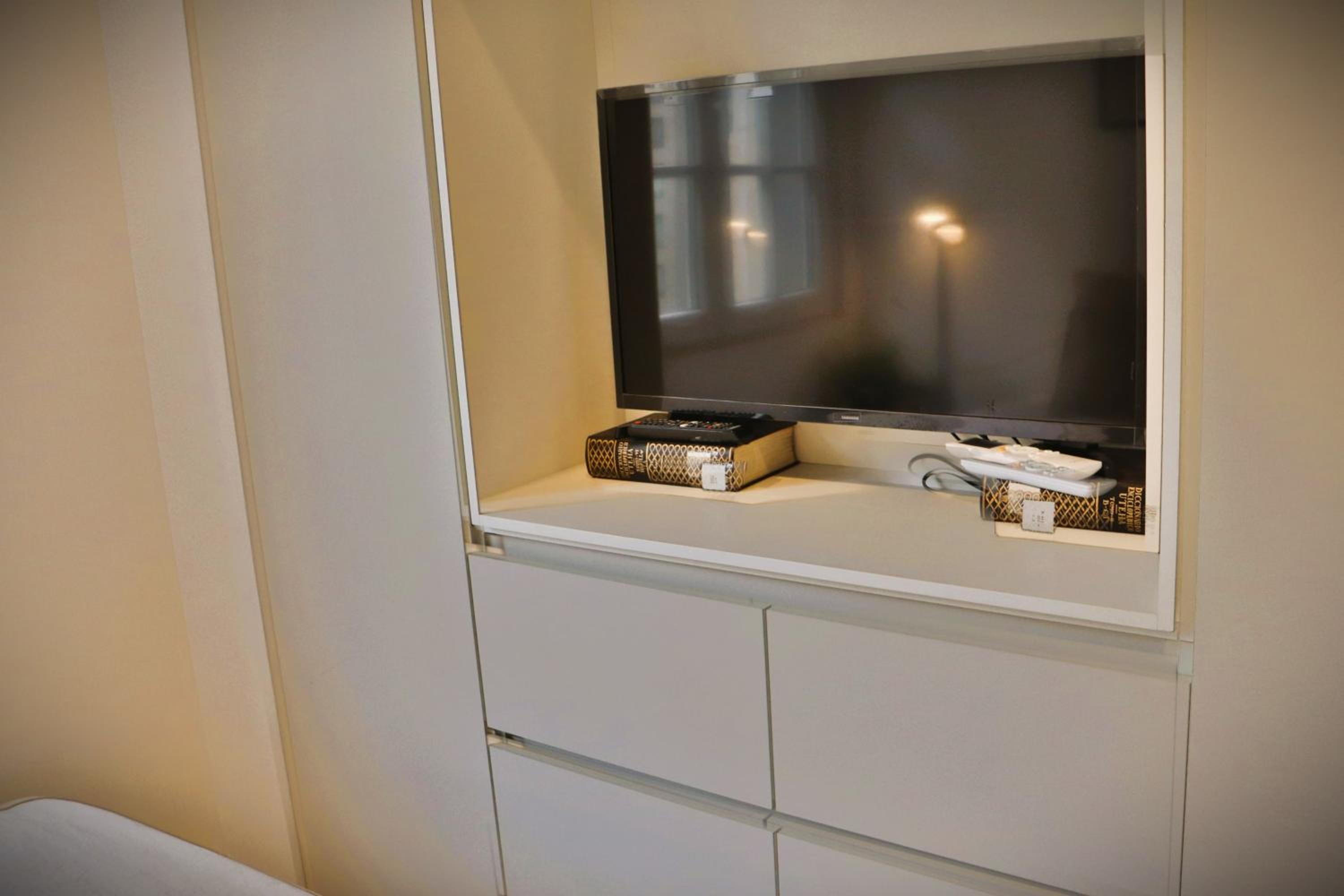 HOM I Comodo y Luminoso Depto Studio en Santiago Centro