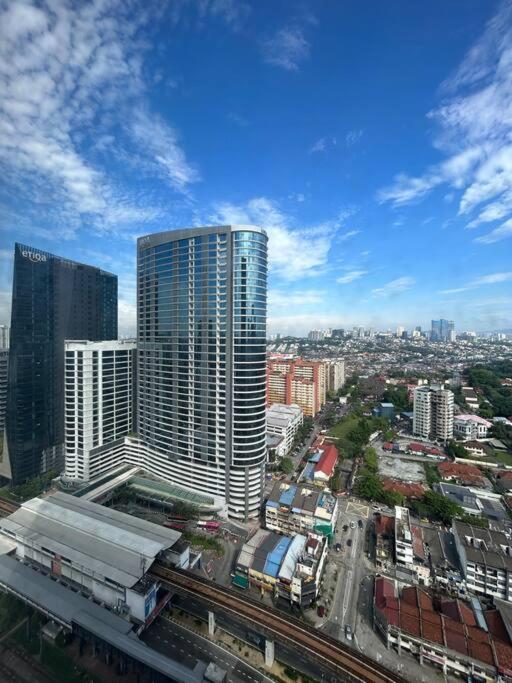 KLSentral/Bangsar/MidValley/6px/Netflix/Balcony
