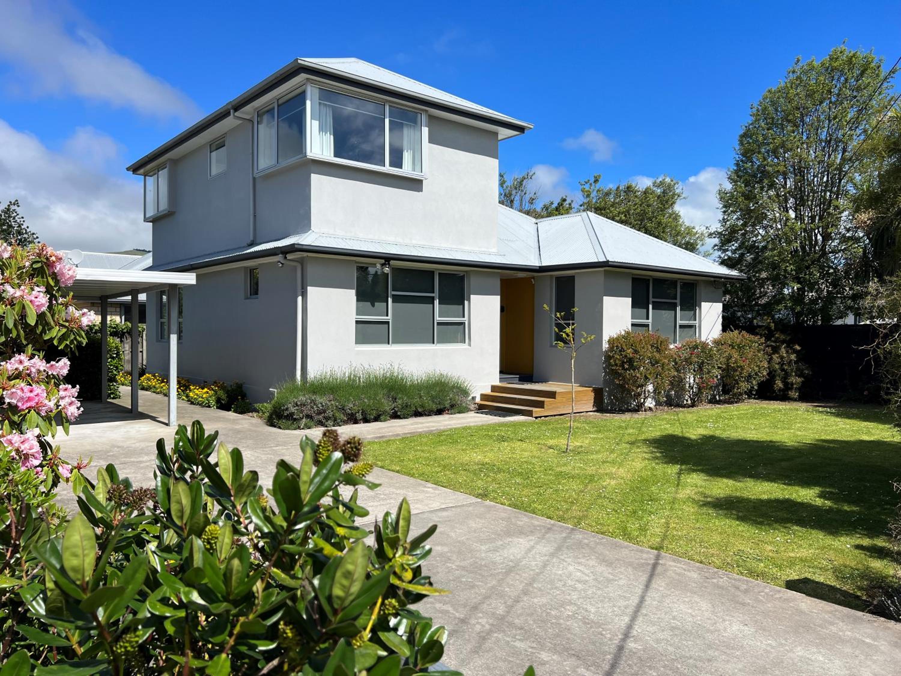 Charlesworth Villa - Christchurch Holiday Homes