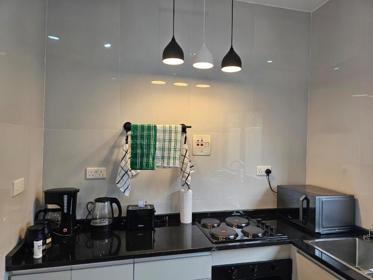 Modern Village Apartments view 4