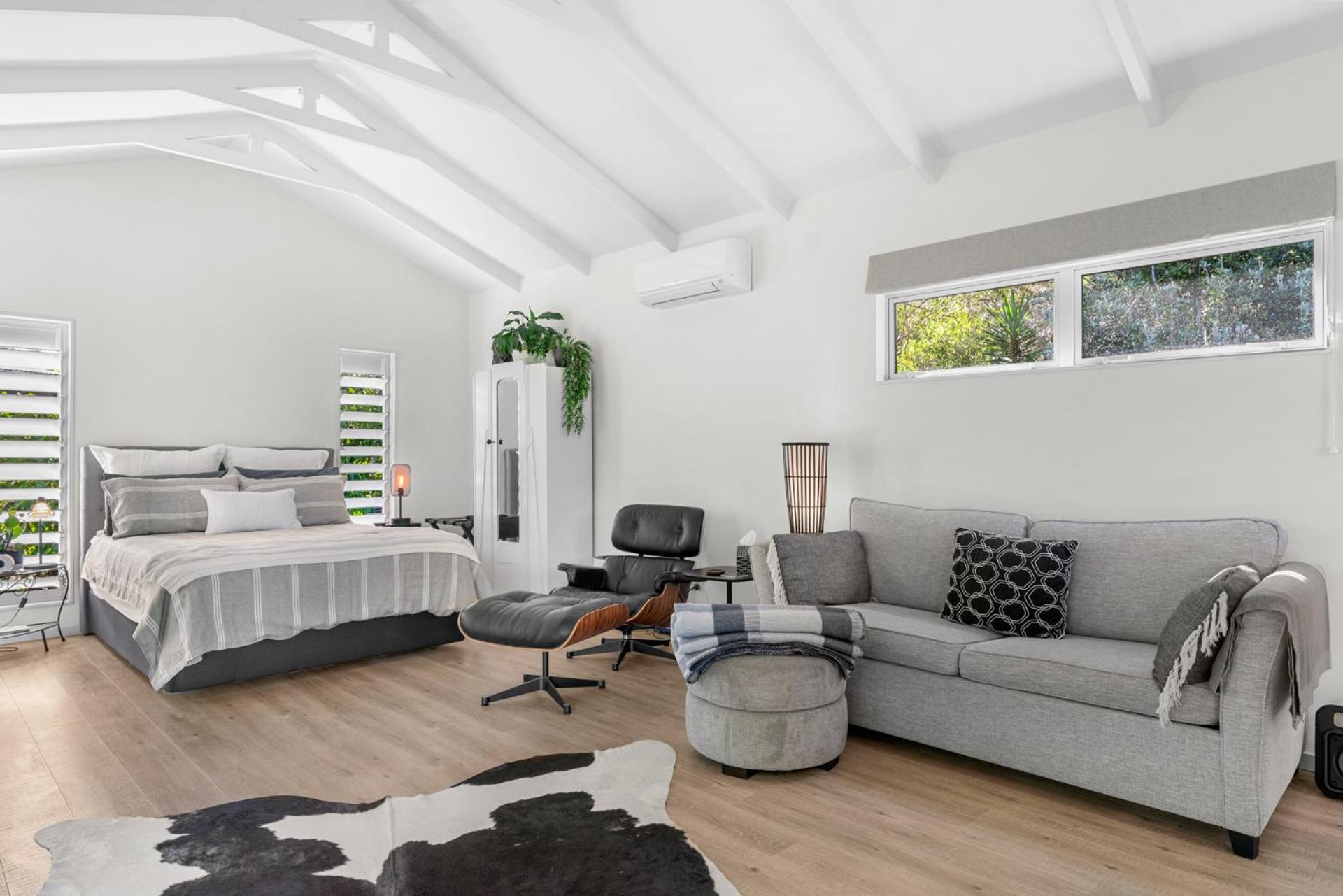 The Cabin - Mangawhai Heads Studio view 4