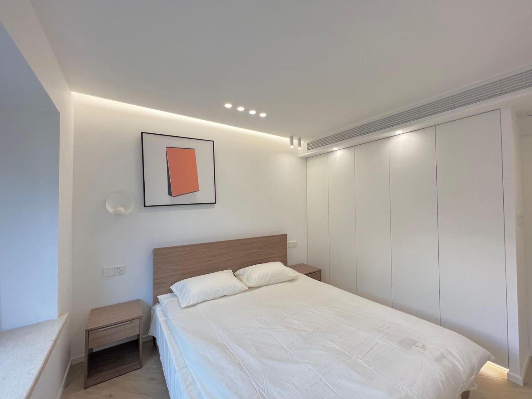 Eastern Hub - Jing'an Temple Branch Sunny Capital, Deluxe 3-Bedroom Apartment, Extra Large Space with Free Mahjong