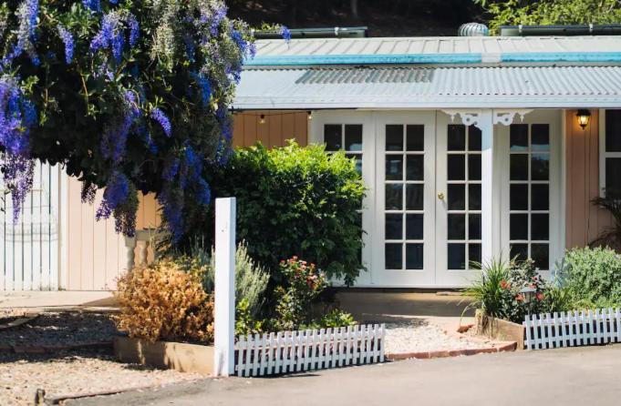 Lavender Lane Country Cottages